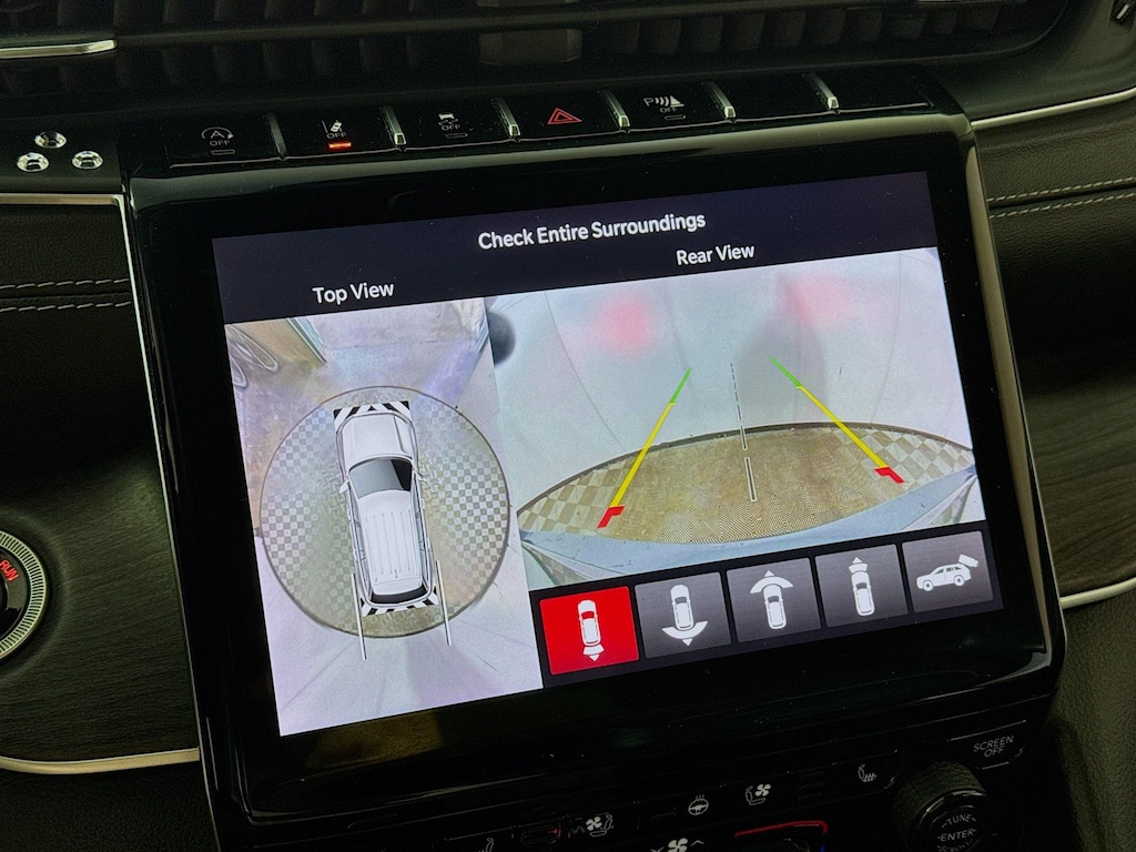 Used 2022 Jeep Grand Cherokee L Limited 4x4 w/Navigation,Leather, Pano Sunroof SUV