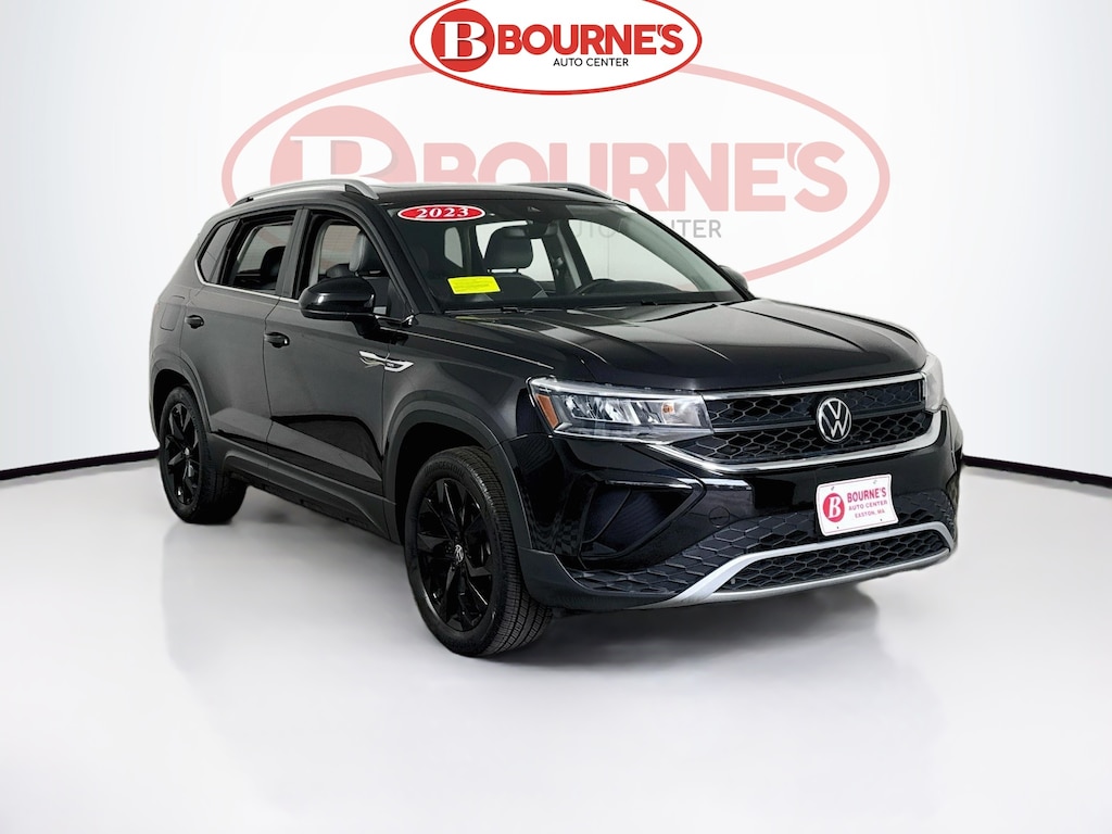 Used 2023 Volkswagen Taos 1.5T SE 4MOTION w/Heated Seats,Pano Sunroof SUV