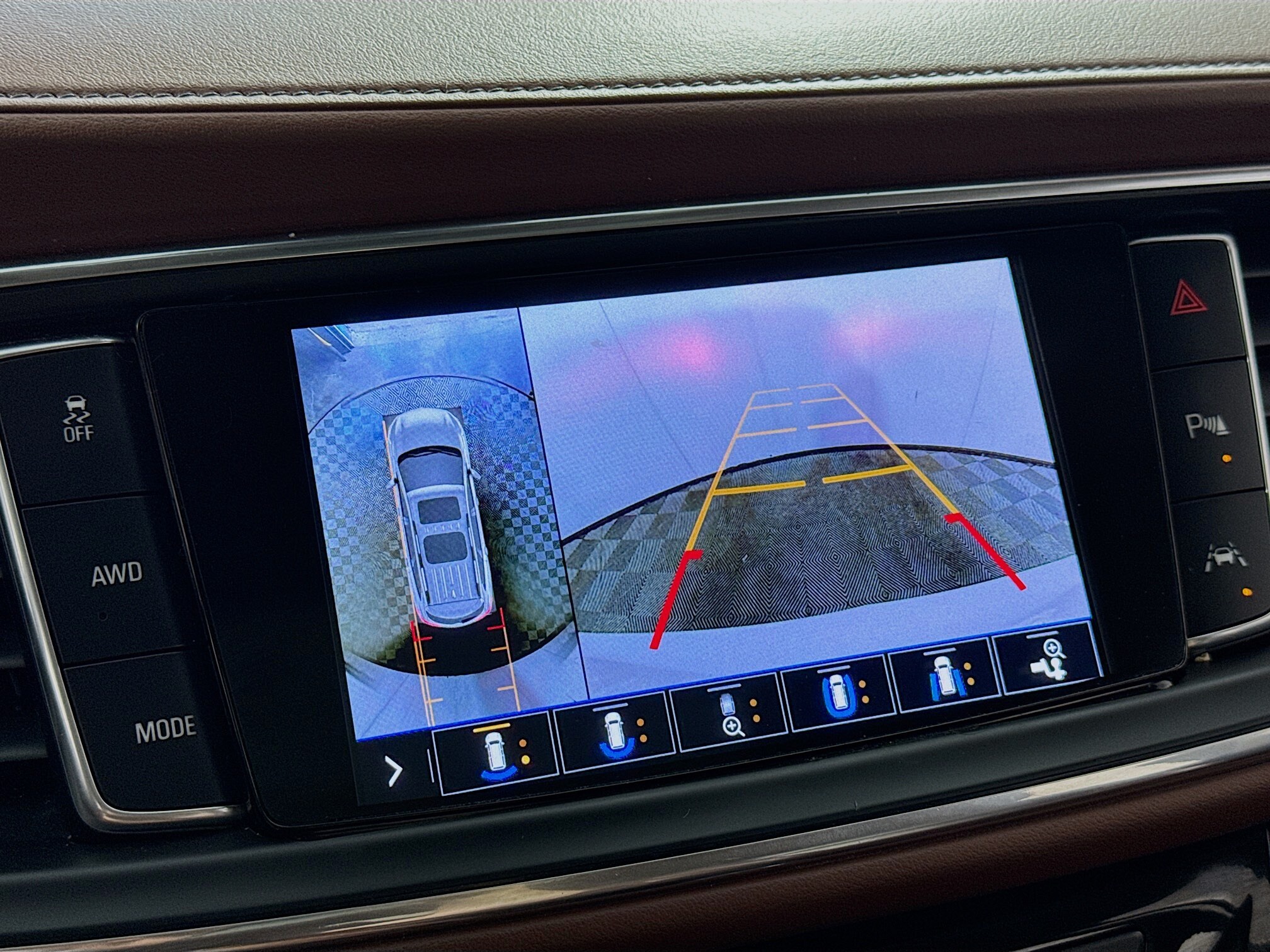 2021 Buick Enclave Leather photo 3