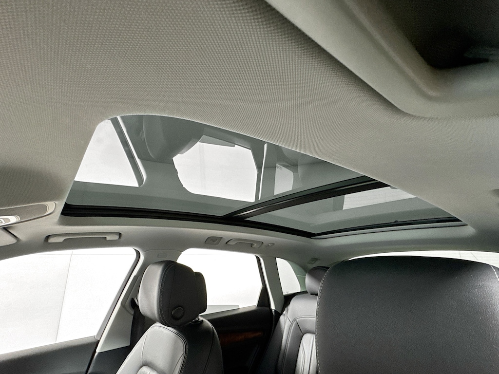 Used 2023 Audi Q5 40 Premium quattro w/Heated Leather,Pano Sunroof SUV