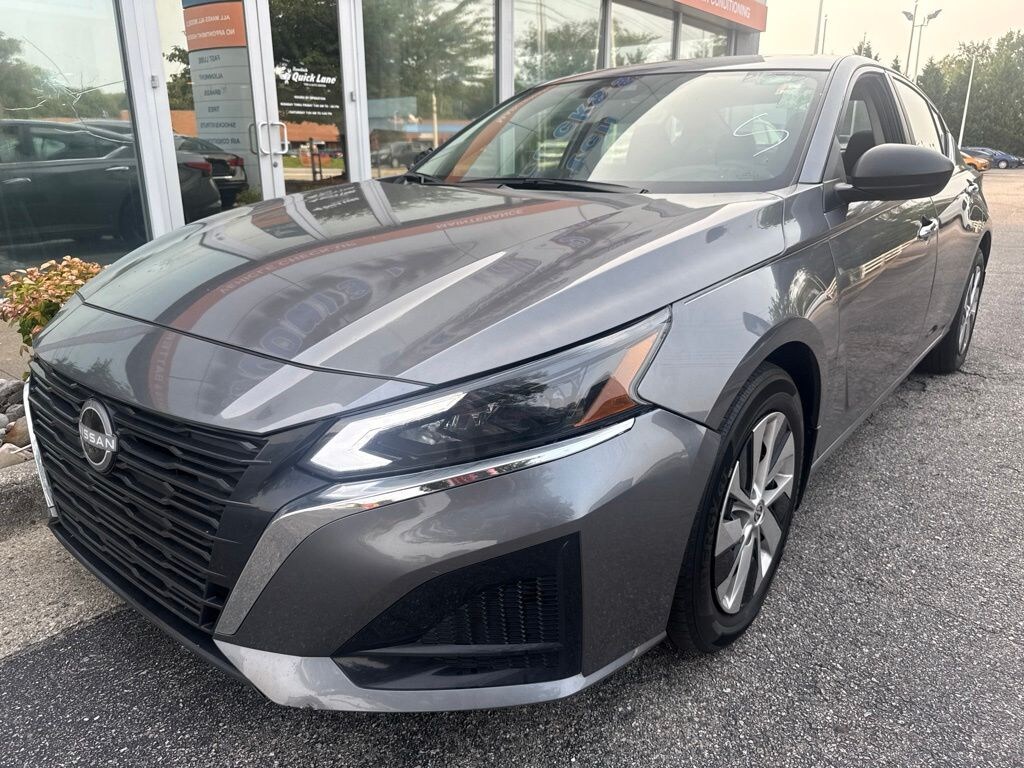 Used 2024 Nissan Altima 2.5 S Sedan