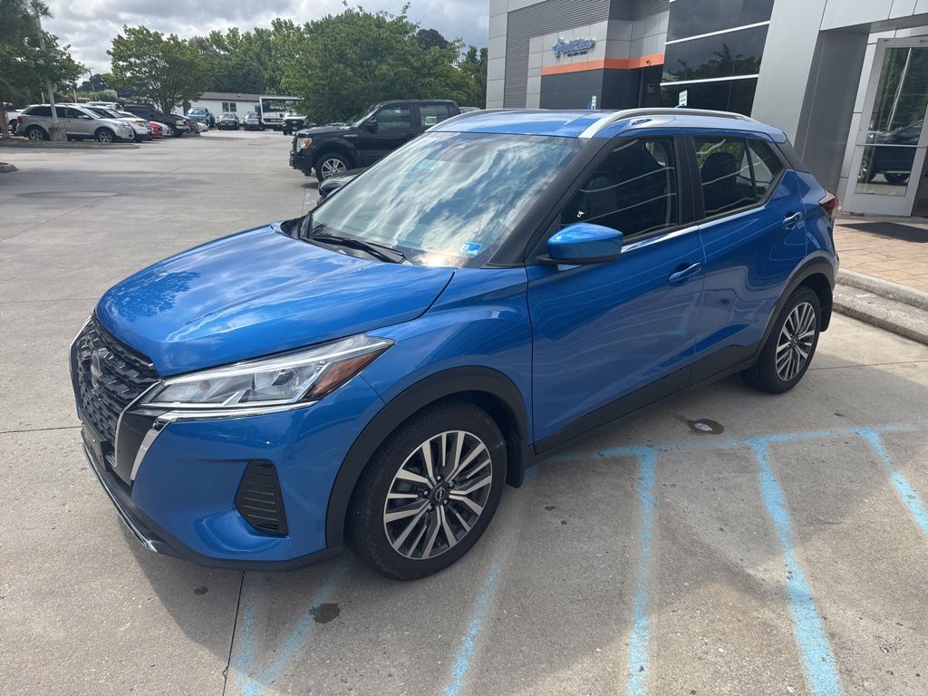 2024 Nissan Kicks 1.6 SV's photo