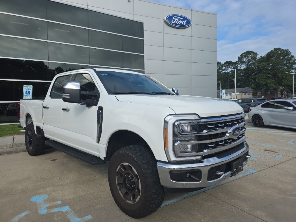 2023 Ford F-350 photo 4