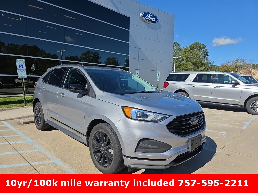 2022 Ford Edge SE photo 2