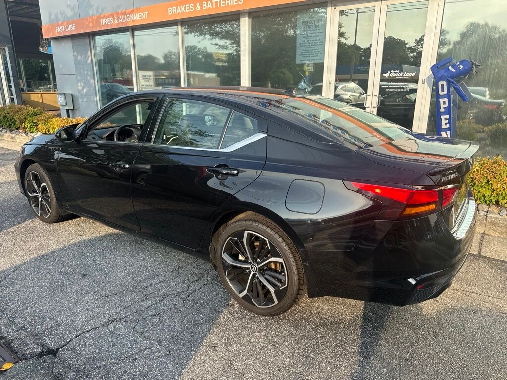 Used 2023 Nissan Altima 2.5 SR Sedan