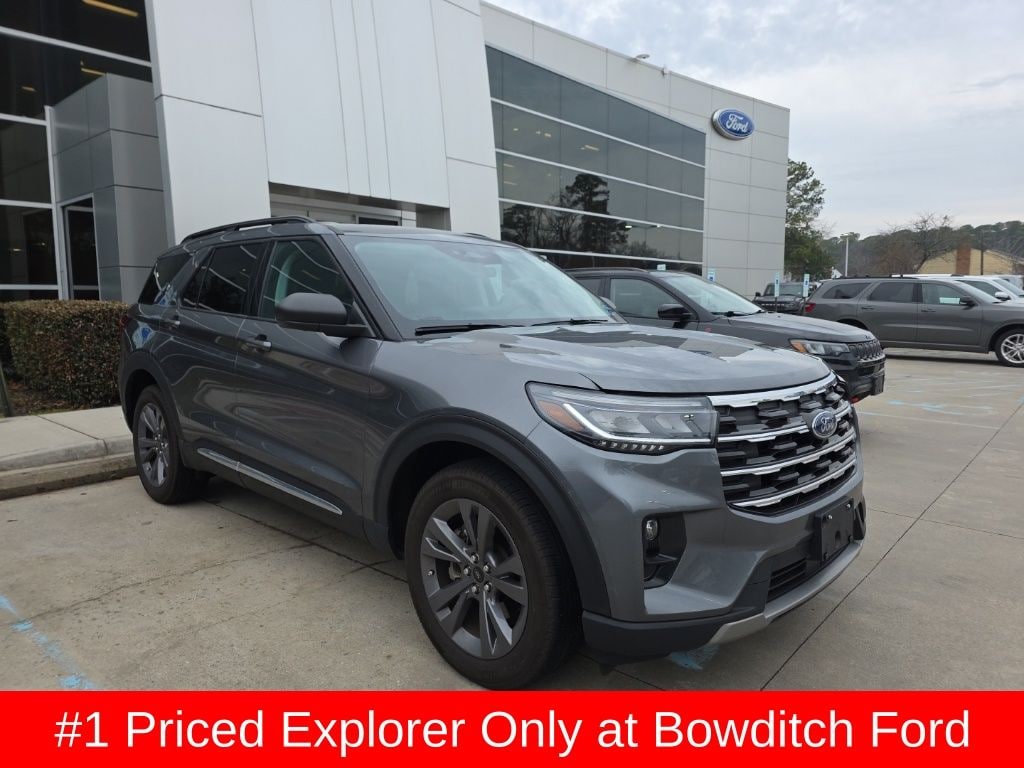 Used 2025 Ford Explorer Active SUV