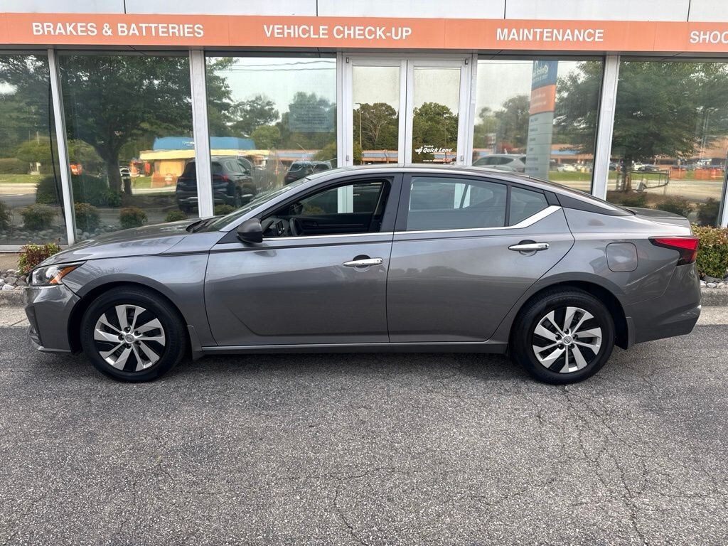 Used 2024 Nissan Altima 2.5 S Sedan