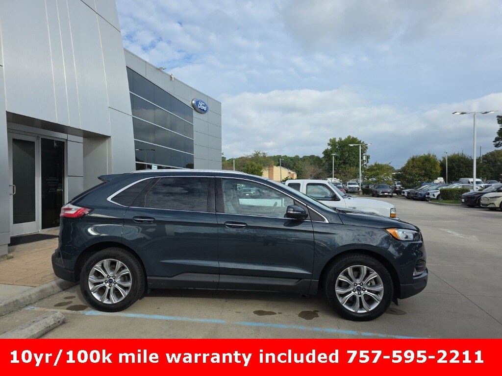 2019 Ford Edge Titanium photo 3