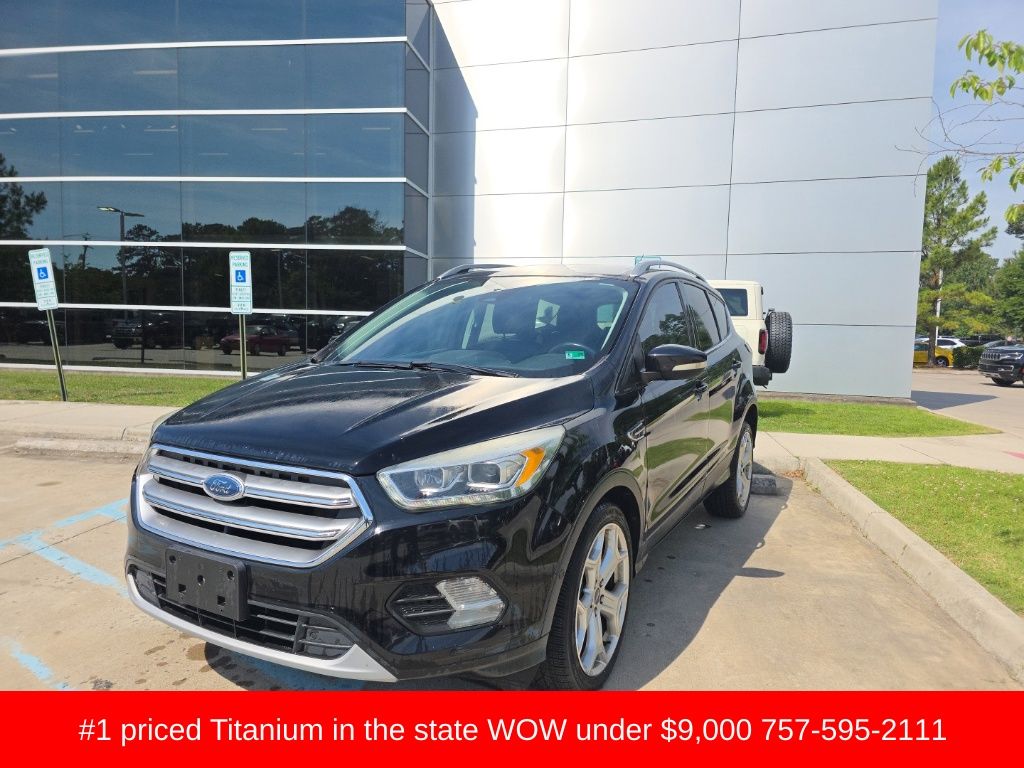 2017 Ford Escape Titanium's photo
