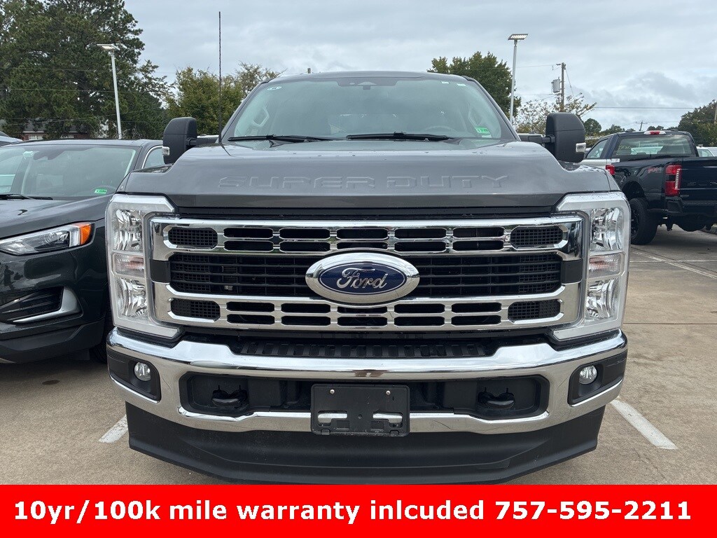 2025 Ford F-250 photo 2
