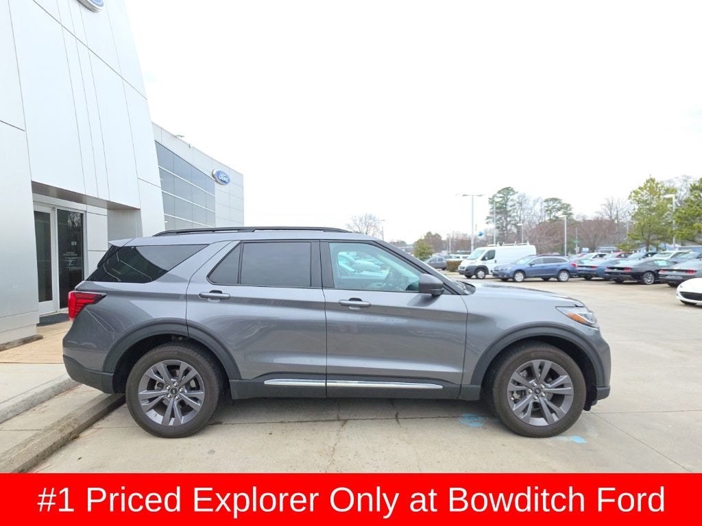 Used 2025 Ford Explorer Active SUV