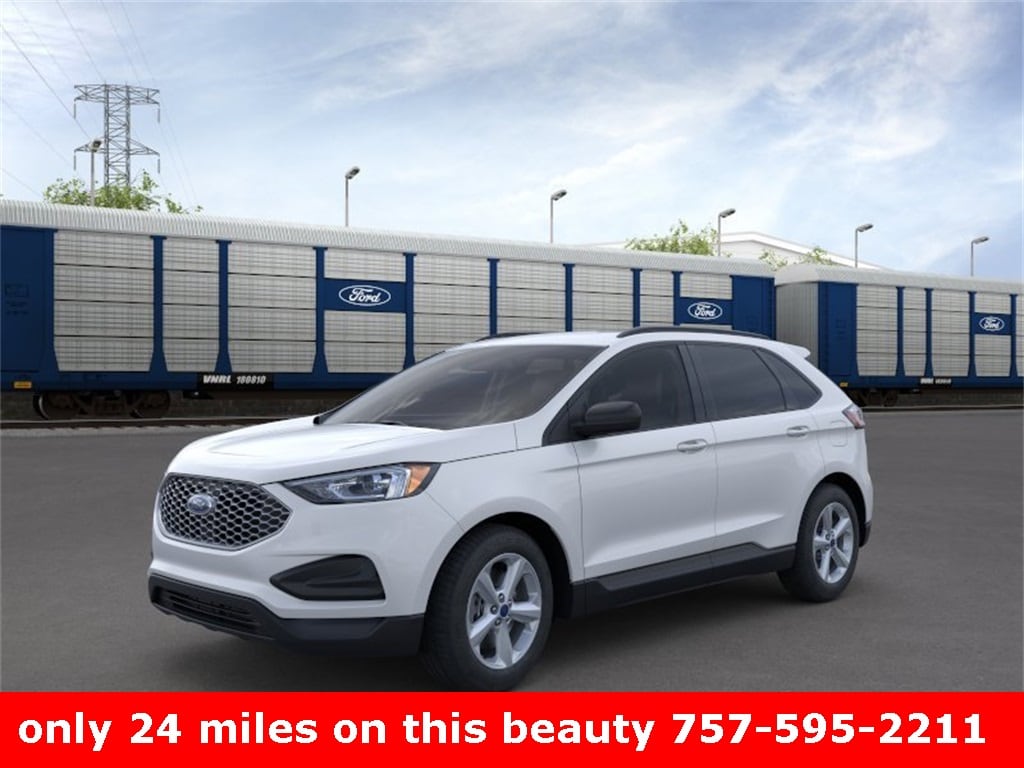Used 2024 Ford Edge SE SUV