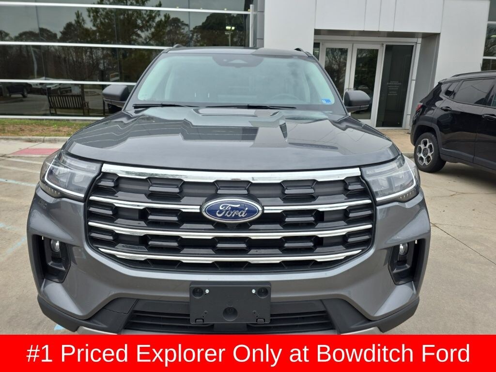 Used 2025 Ford Explorer Active SUV