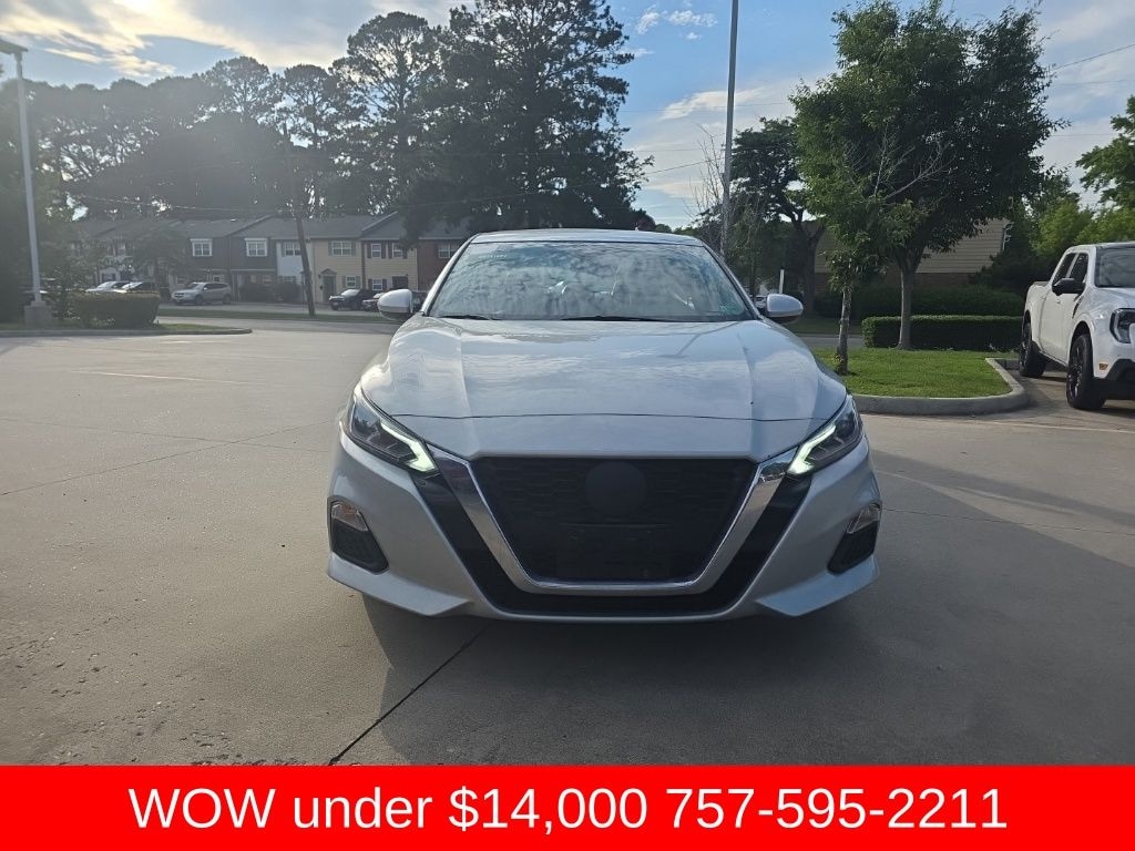 Used 2021 Nissan Altima 2.5 SV Sedan