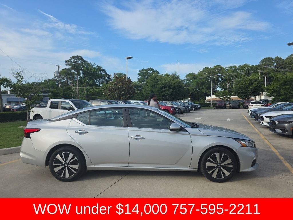Used 2021 Nissan Altima 2.5 SV Sedan