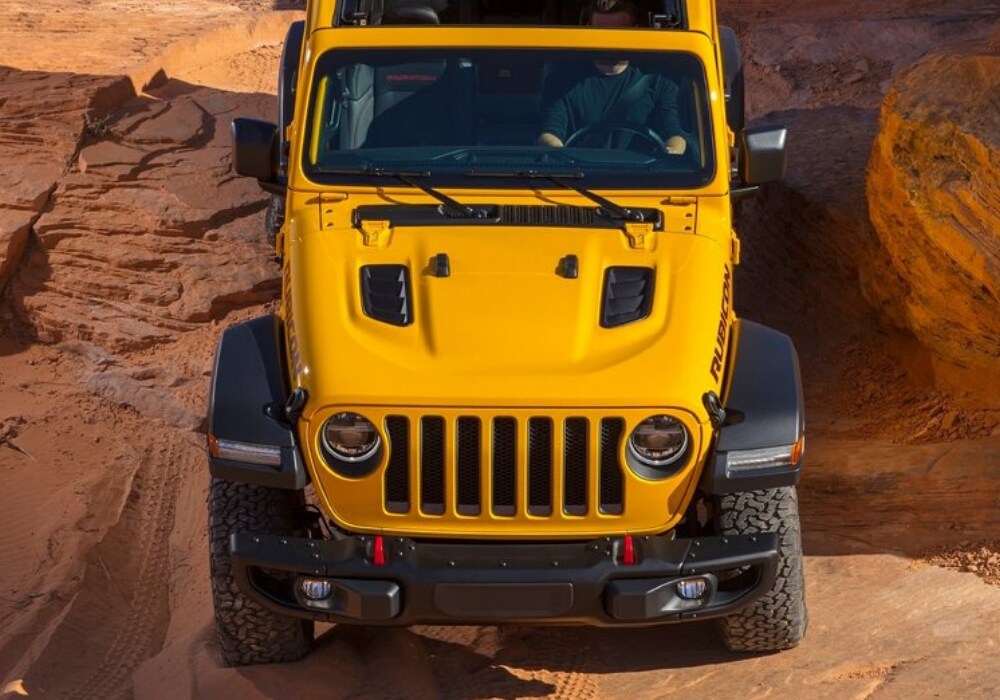 2020 Ford Bronco vs. Jeep Wrangler | Bowen Scarff Ford