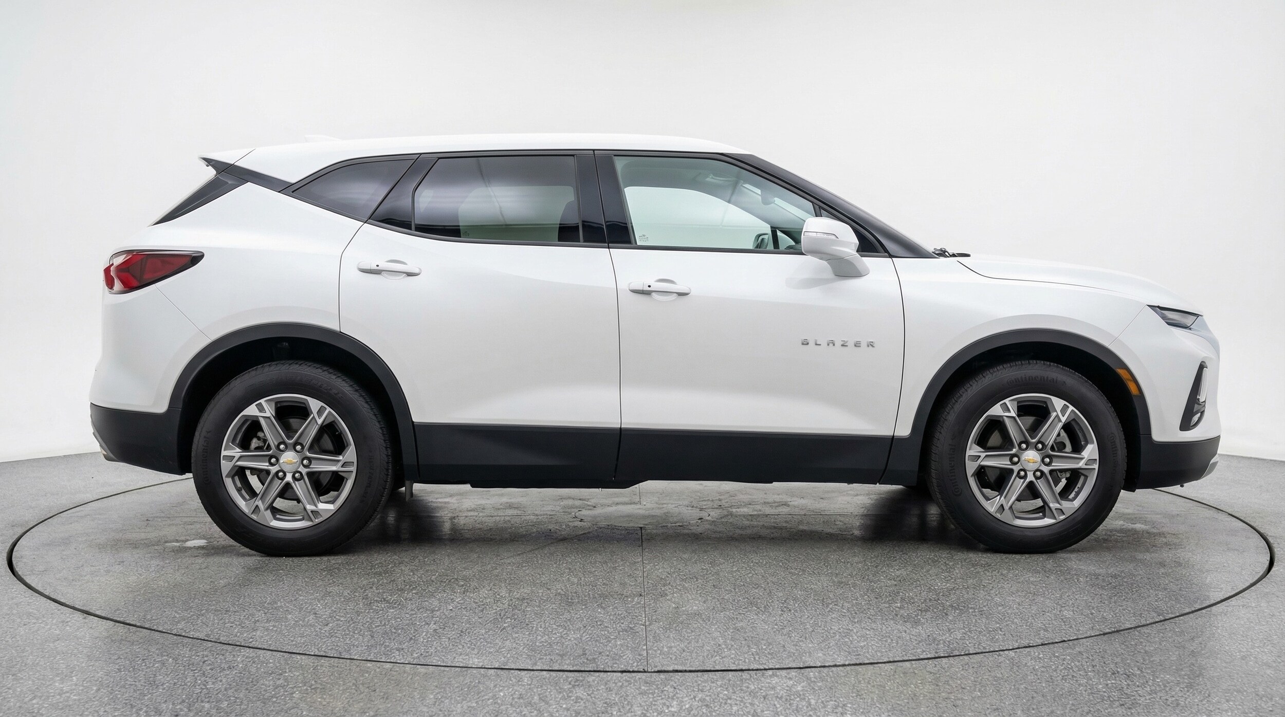 Thumbnail: 2025 Chevrolet Blazer - 8
