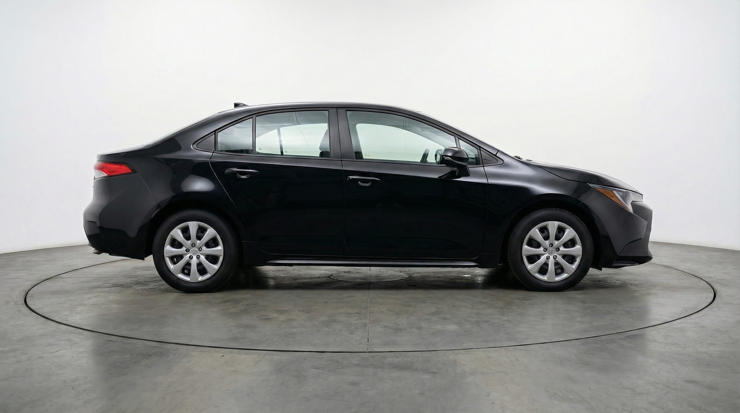 Thumbnail: 2025 Toyota Corolla - 8