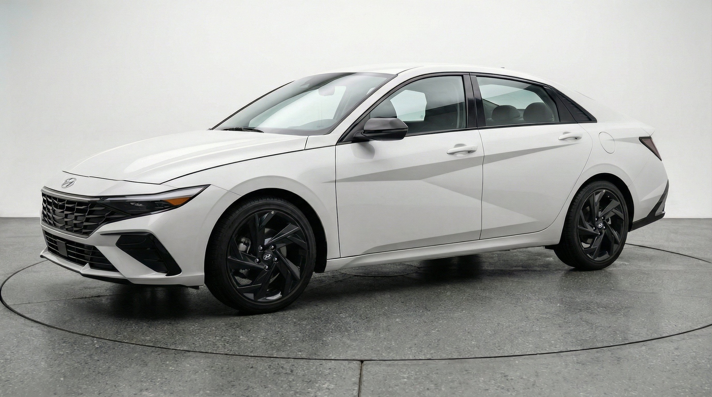 Thumbnail: 2026 Hyundai Elantra - 3