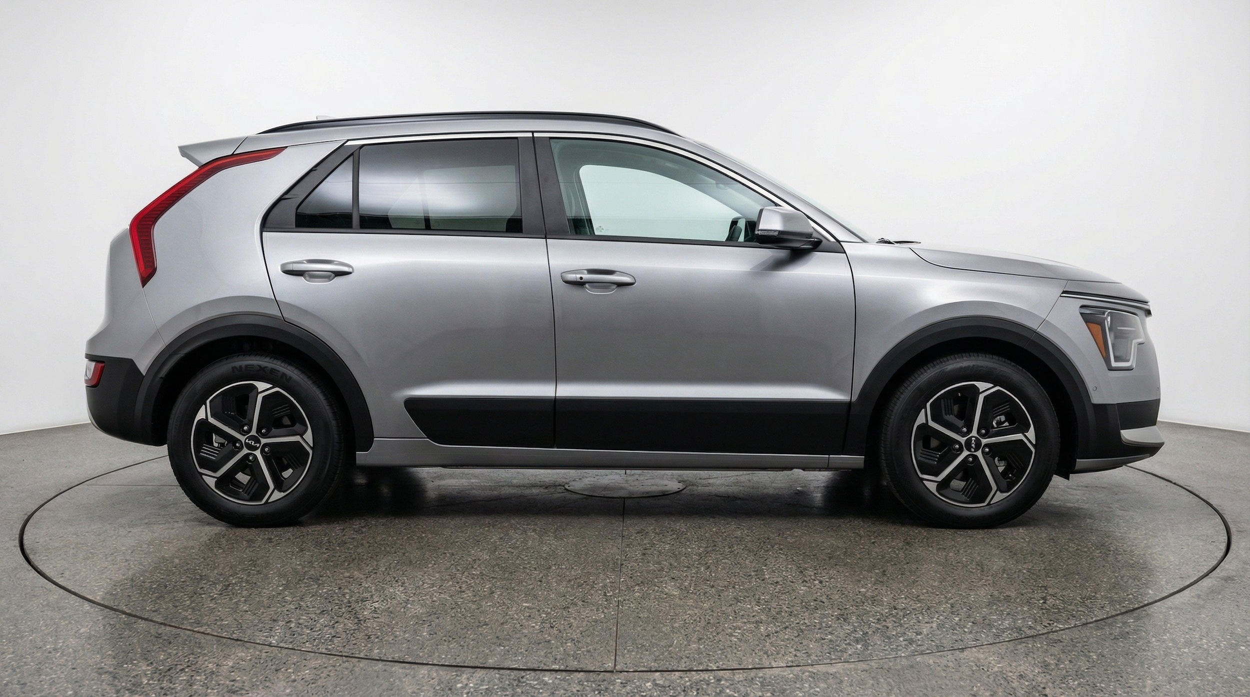 Thumbnail: 2026 Kia Niro - 11