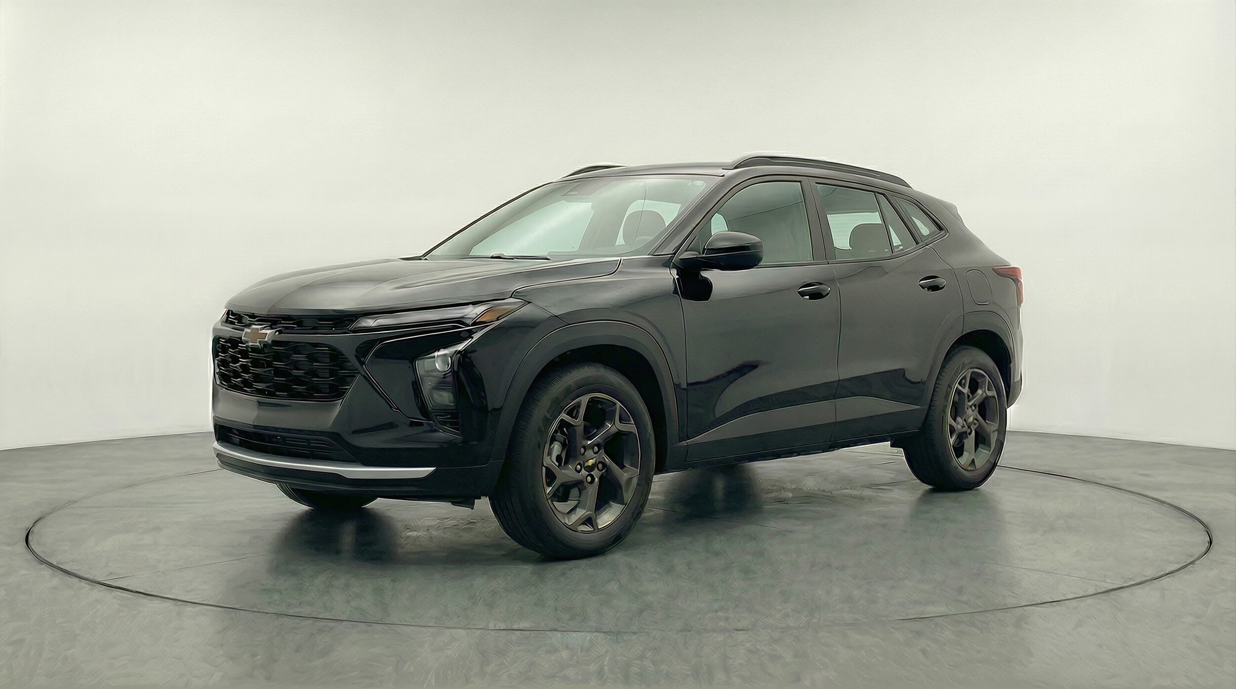 Thumbnail: 2025 Chevrolet Trax - 3