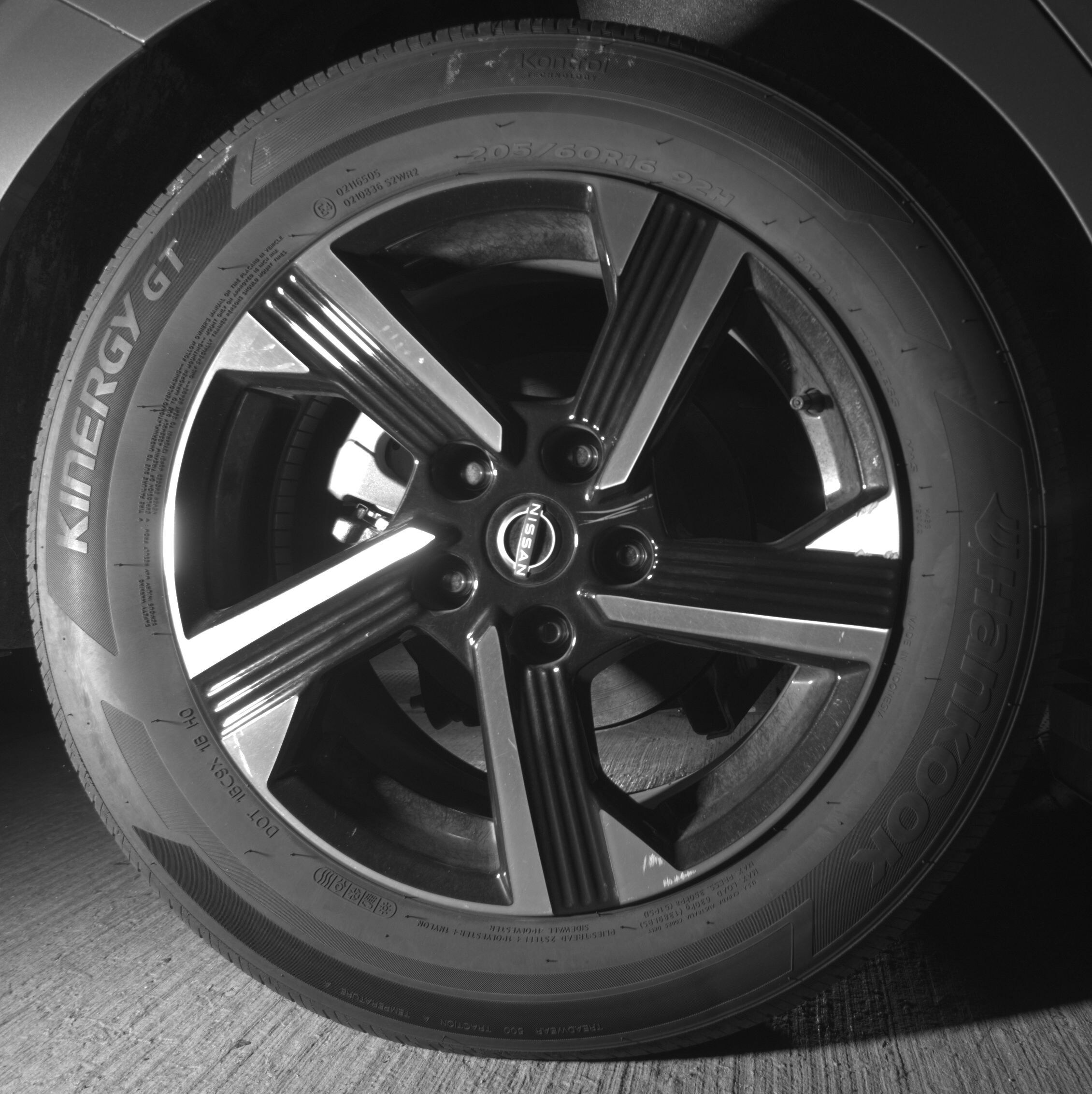 Thumbnail: 2025 Nissan Sentra - 12