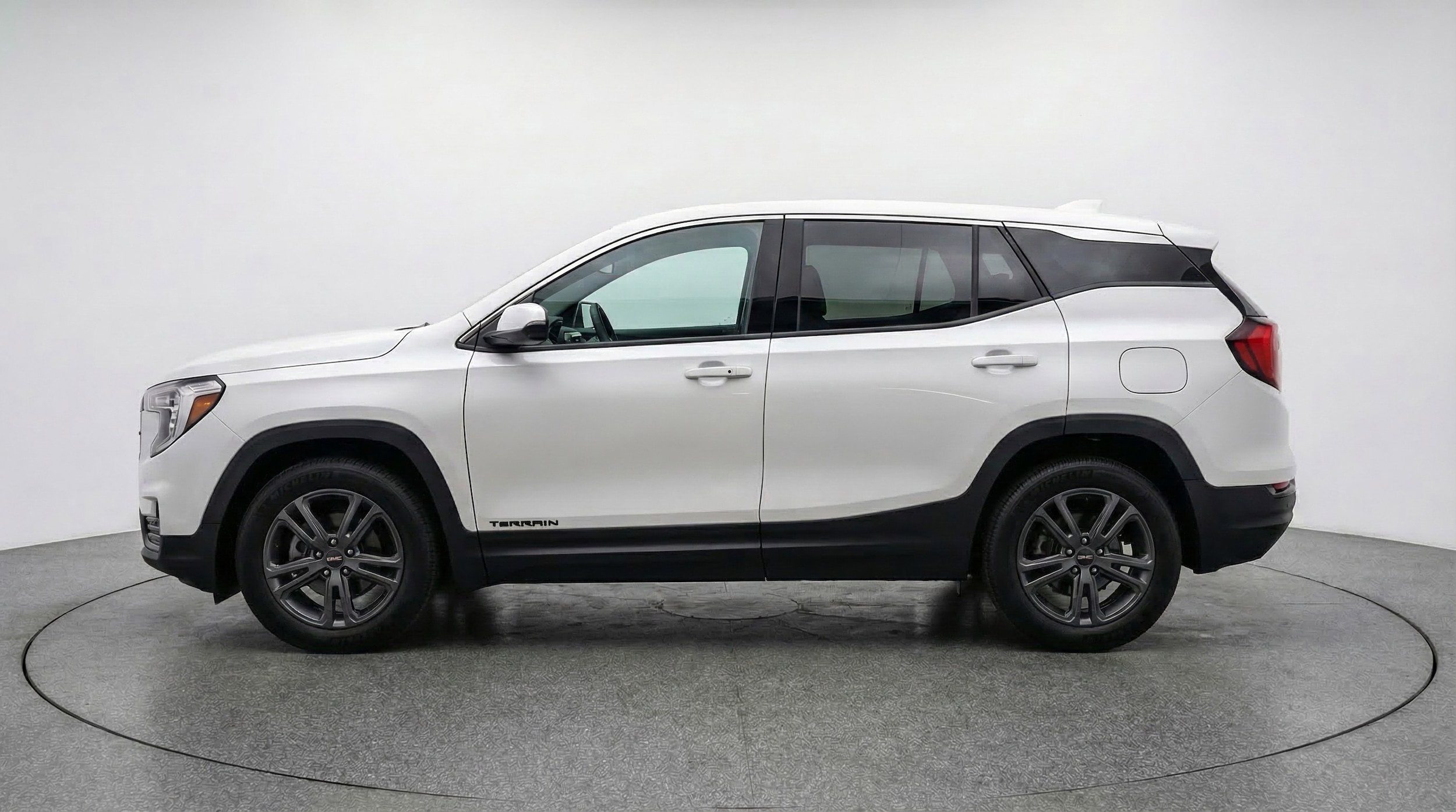 Thumbnail: 2024 GMC Terrain - 5