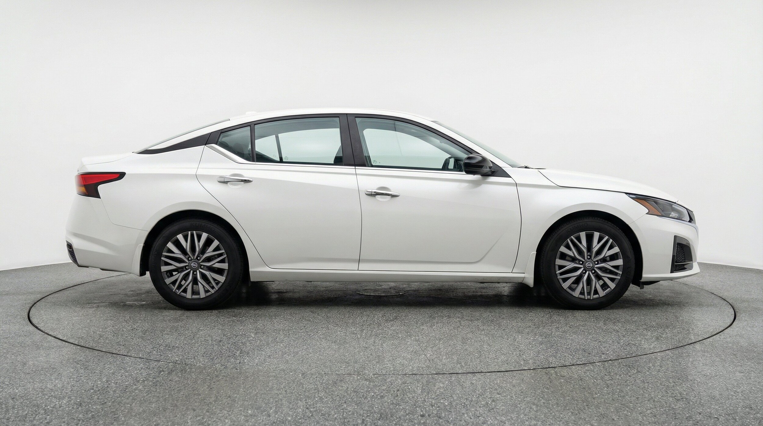 Thumbnail: 2025 Nissan Altima - 11