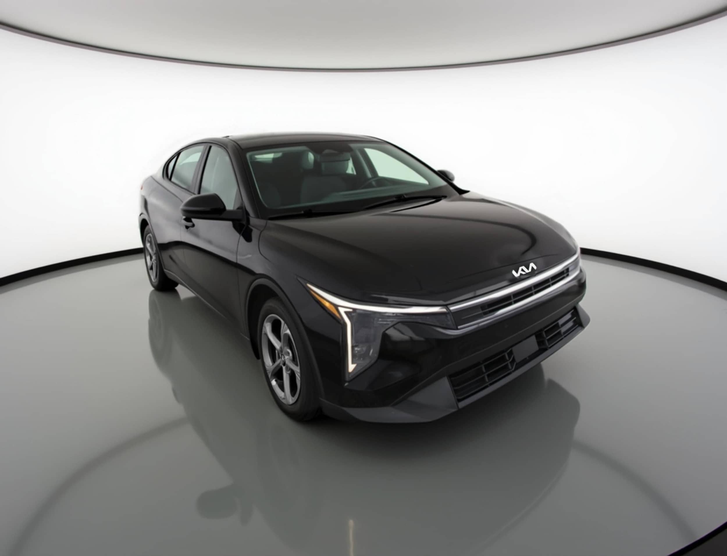 Thumbnail: 2025 Kia K4 - 1