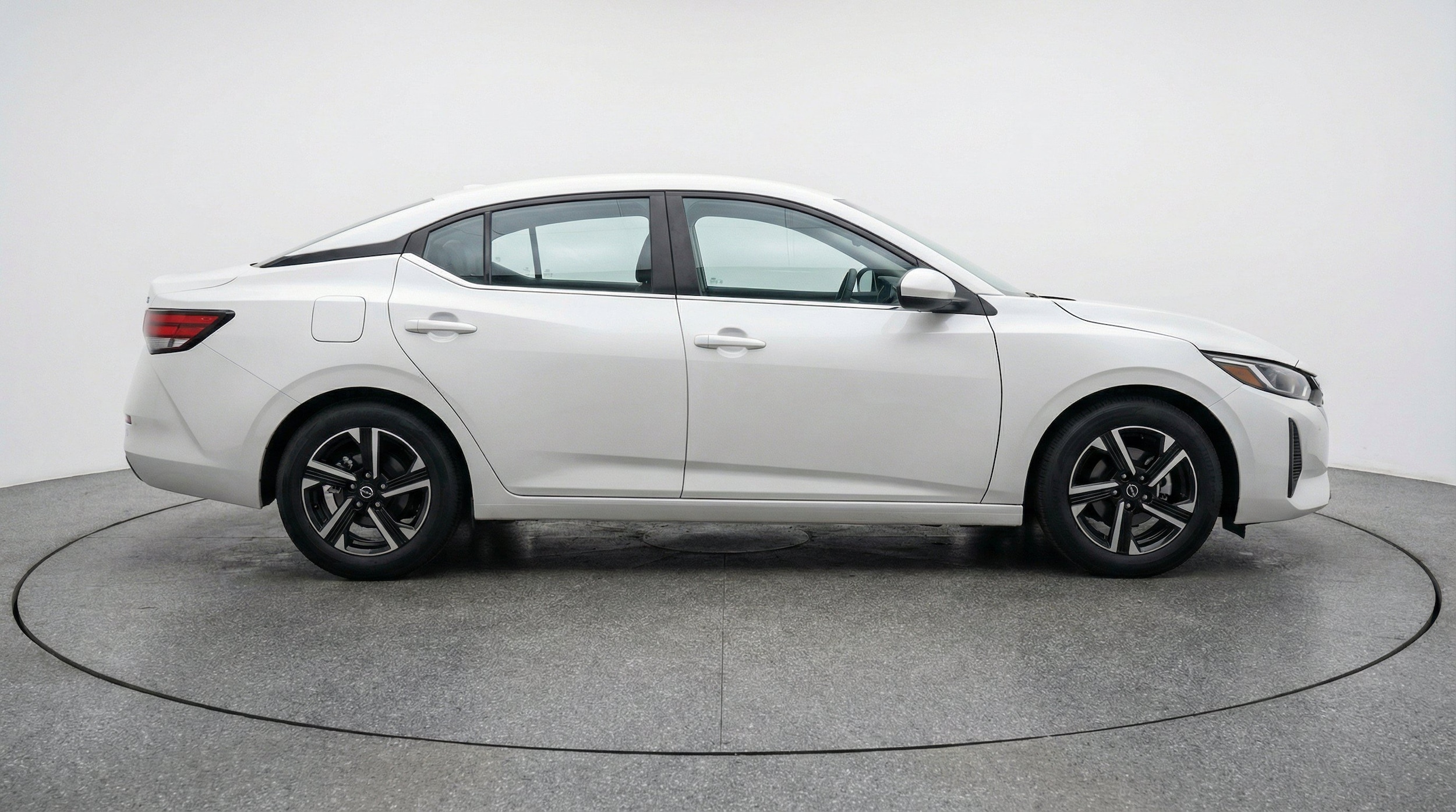 Thumbnail: 2025 Nissan Sentra - 11