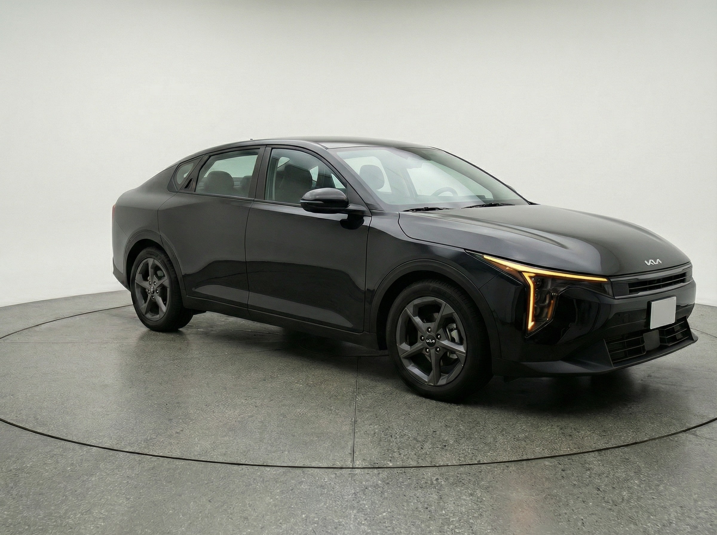 Thumbnail: 2025 Kia K4 - 1