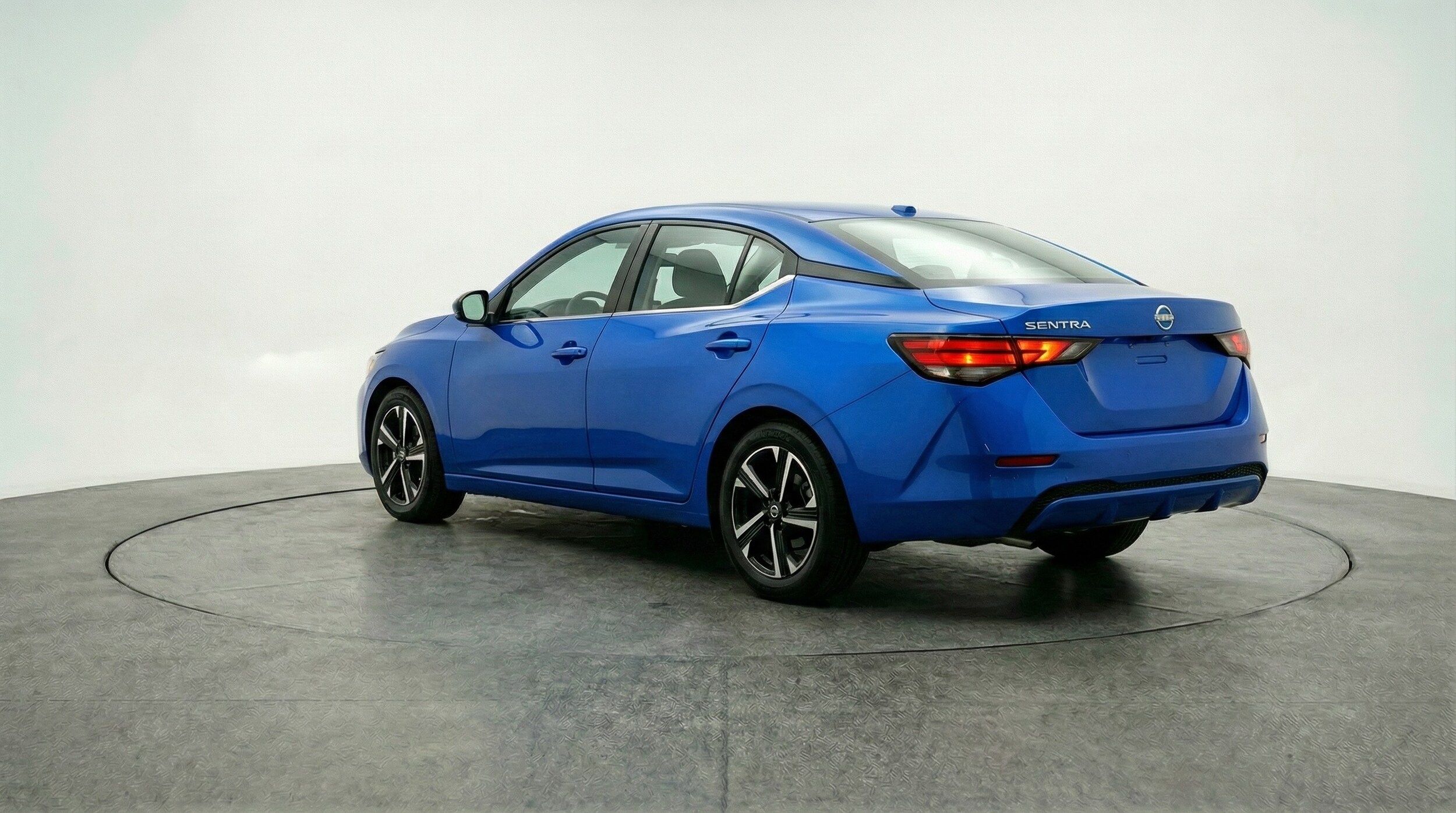 Thumbnail: 2025 Nissan Sentra - 5