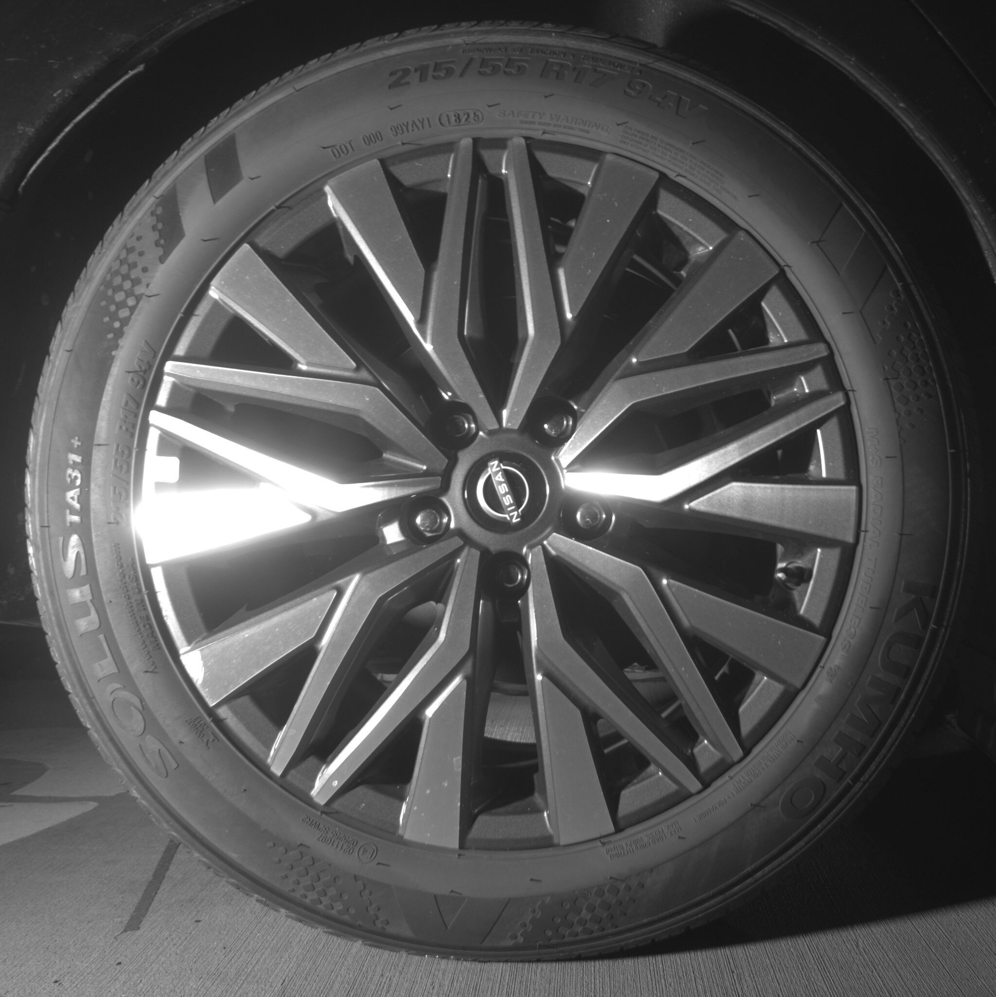 Thumbnail: 2025 Nissan Altima - 12