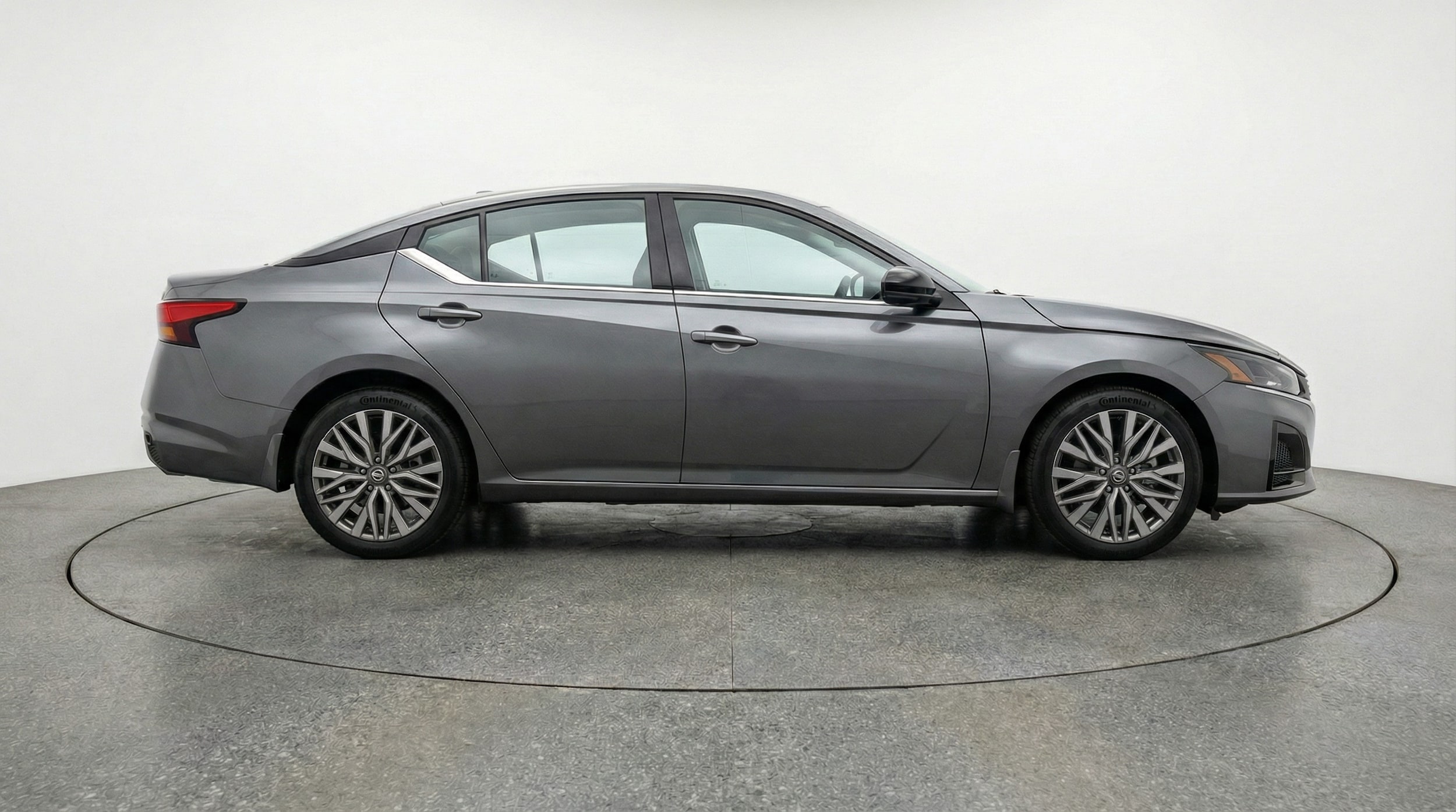 Thumbnail: 2025 Nissan Altima - 8