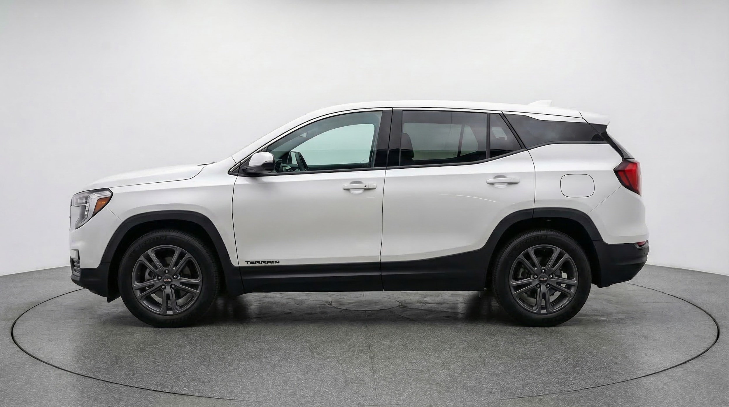Thumbnail: 2024 GMC Terrain - 4