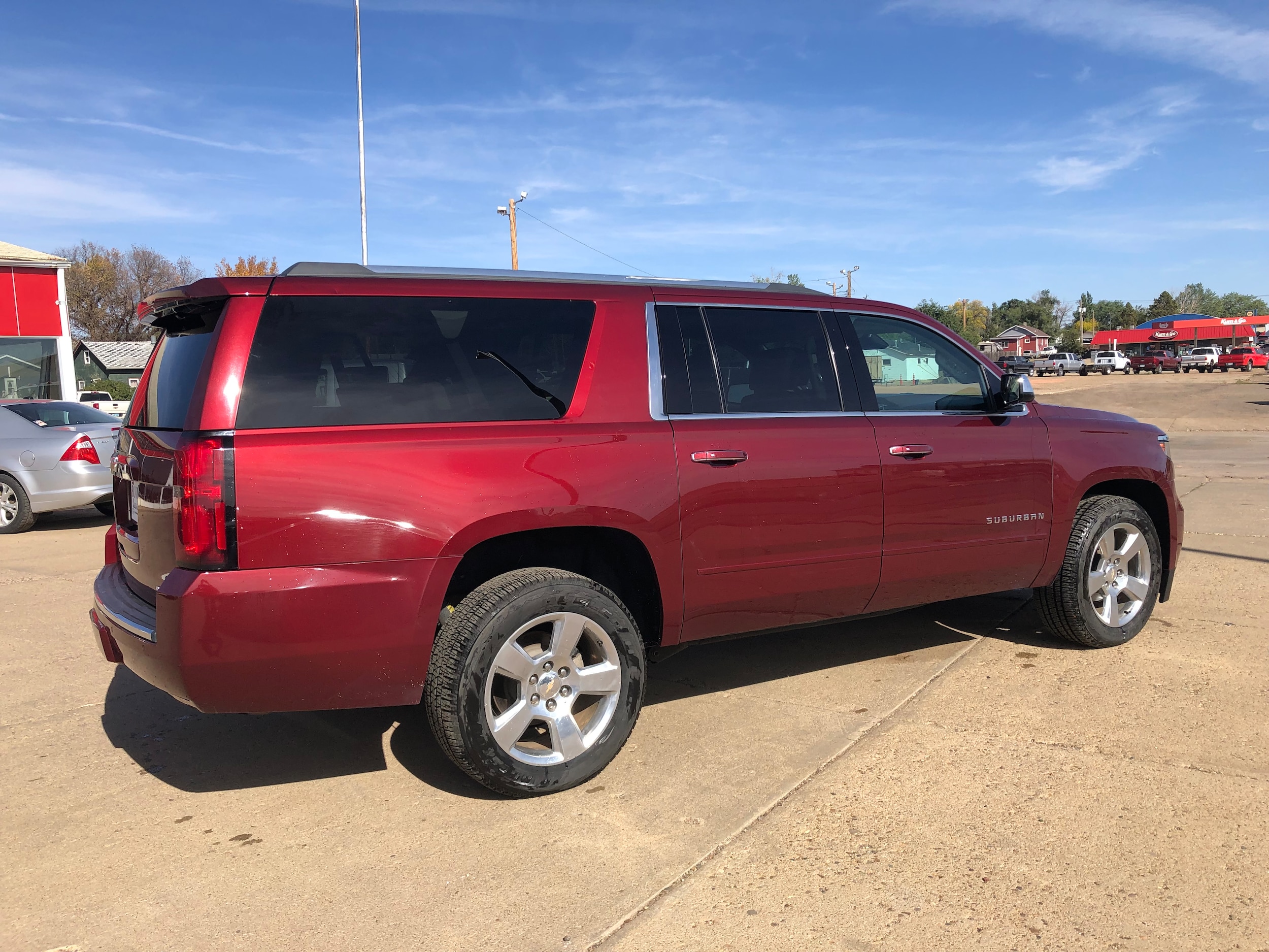 Used 2020 Chevrolet Suburban Premier with VIN 1GNSKJKC5LR211587 for sale in Bowman, ND