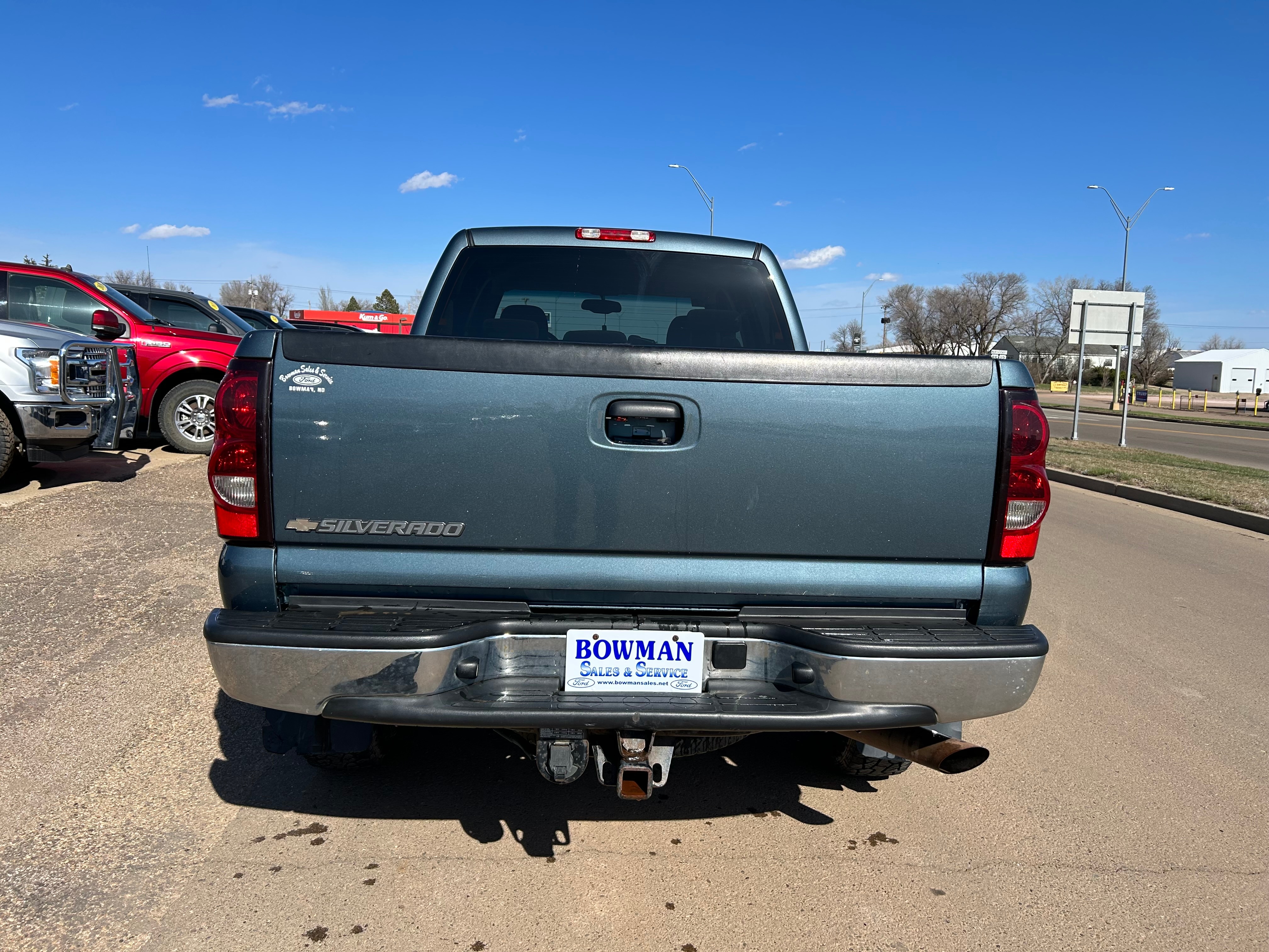 Used 2007 Chevrolet Silverado Classic 2500HD Work with VIN 1GCHK23U27F133745 for sale in Bowman, ND
