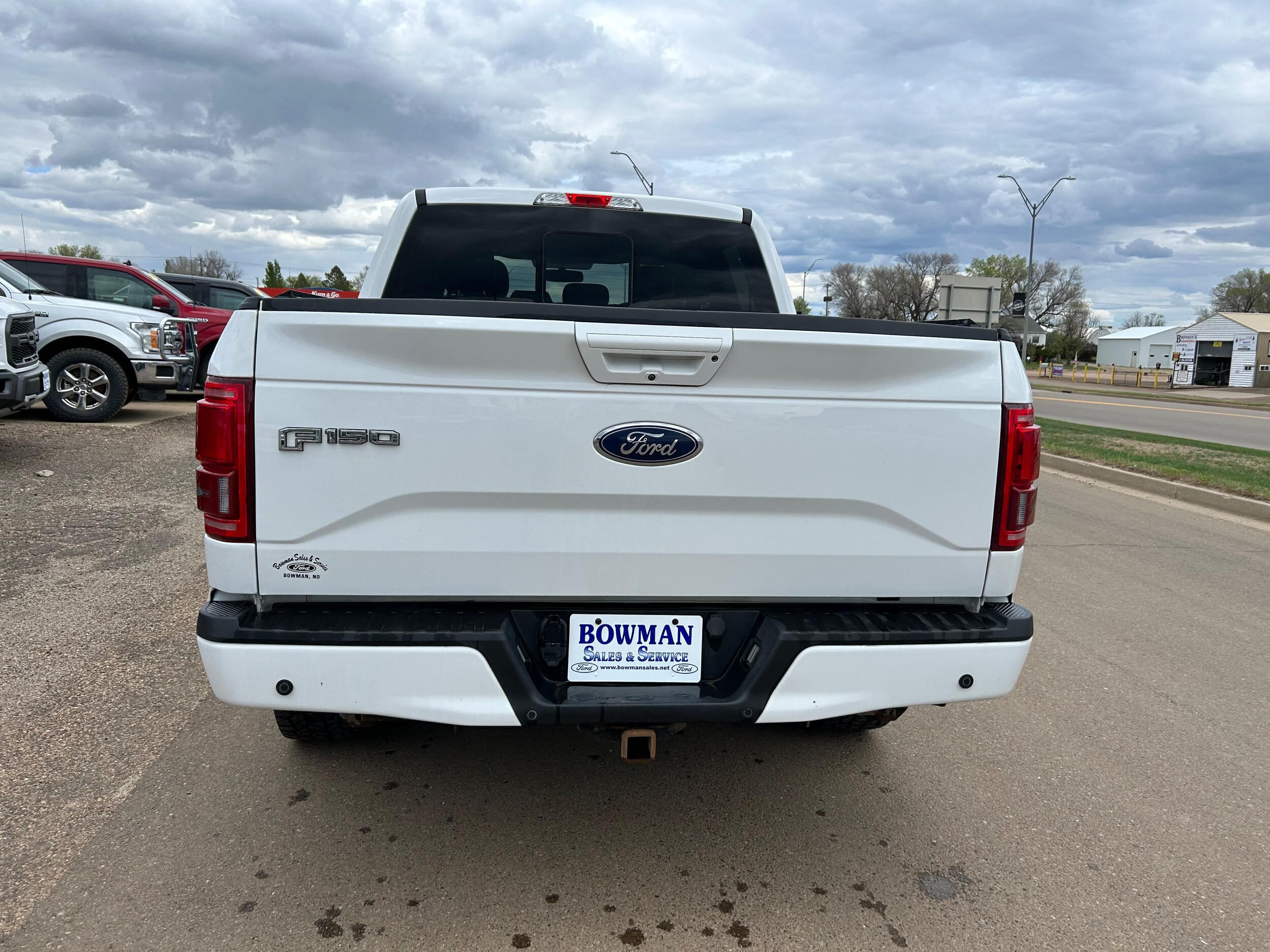 2017 Ford F-150 XLT photo 2