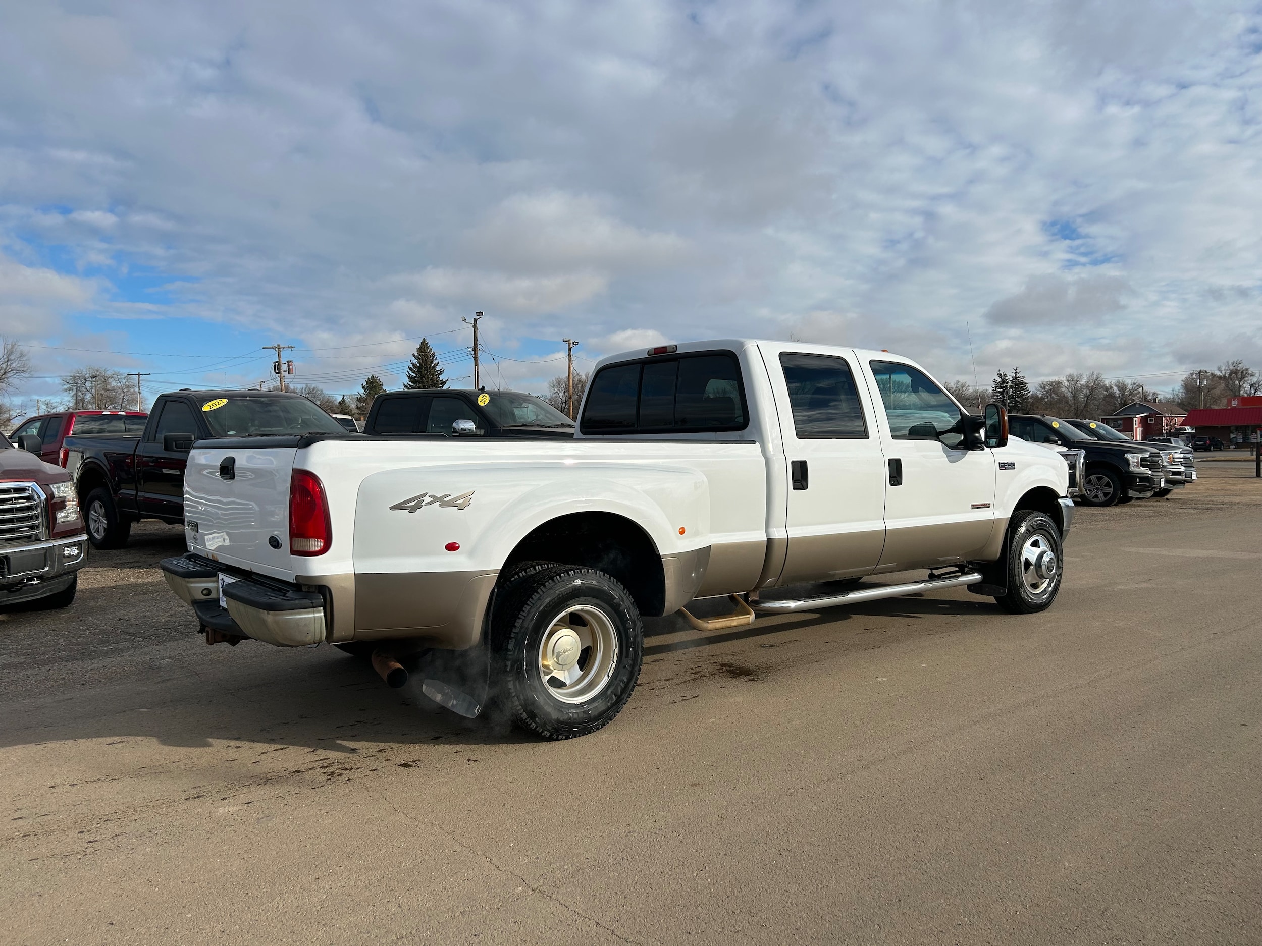 Used 2004 Ford F-350 Super Duty Lariat with VIN 1FTWW33P24ED88179 for sale in Bowman, ND