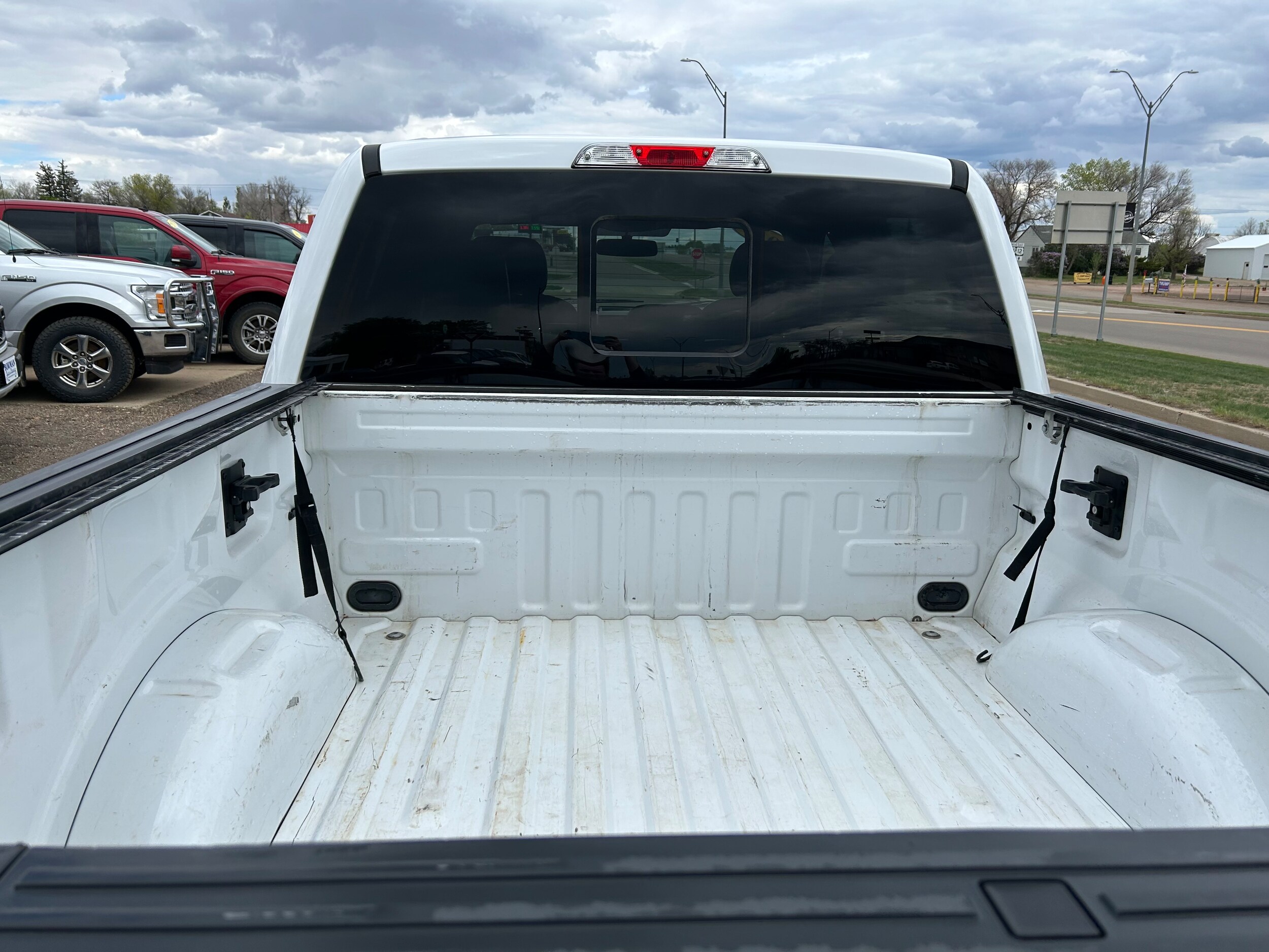 2017 Ford F-150 XLT photo 3