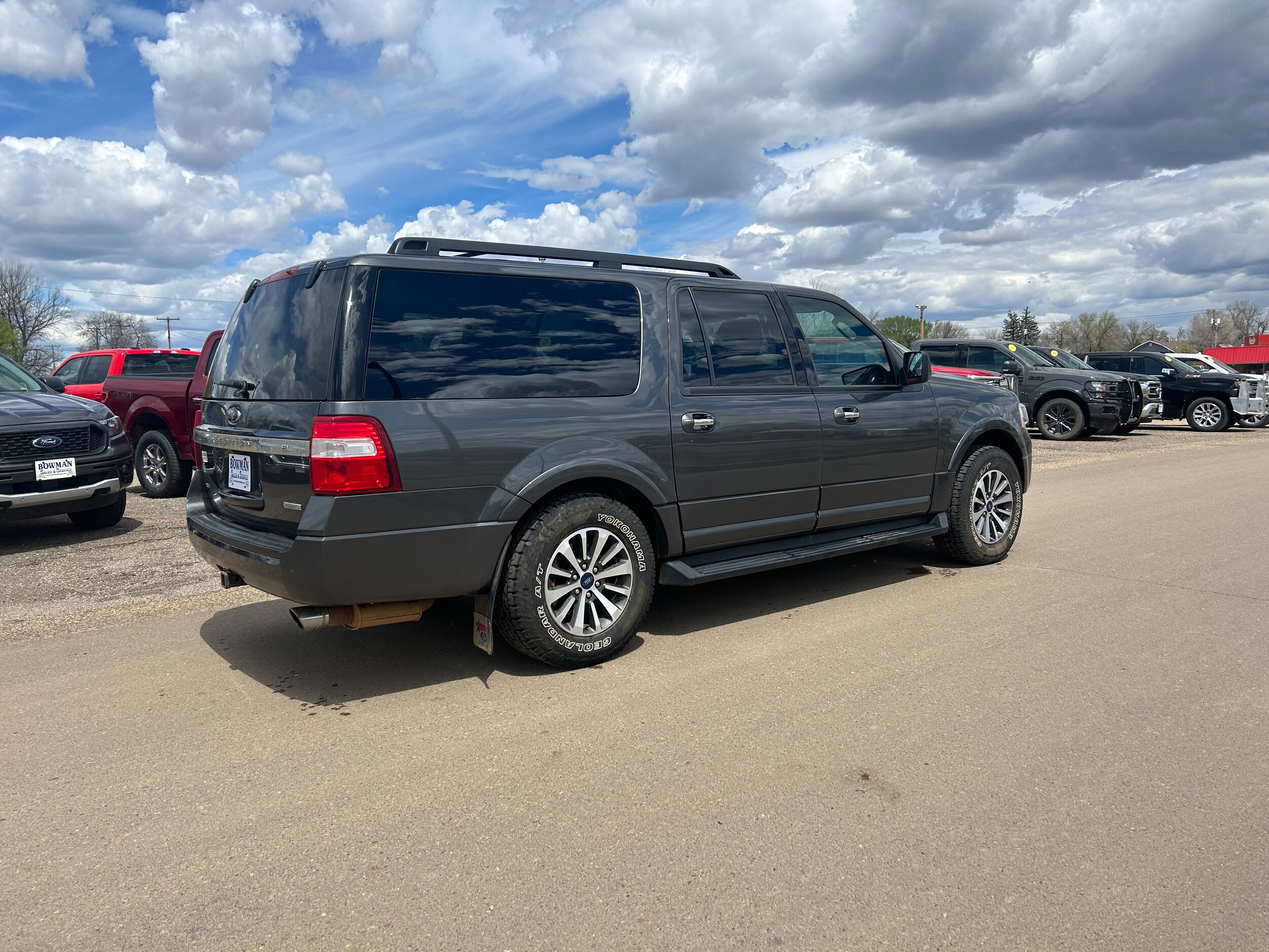 Used 2017 Ford Expedition XLT with VIN 1FMJK1JT4HEA41657 for sale in Bowman, ND