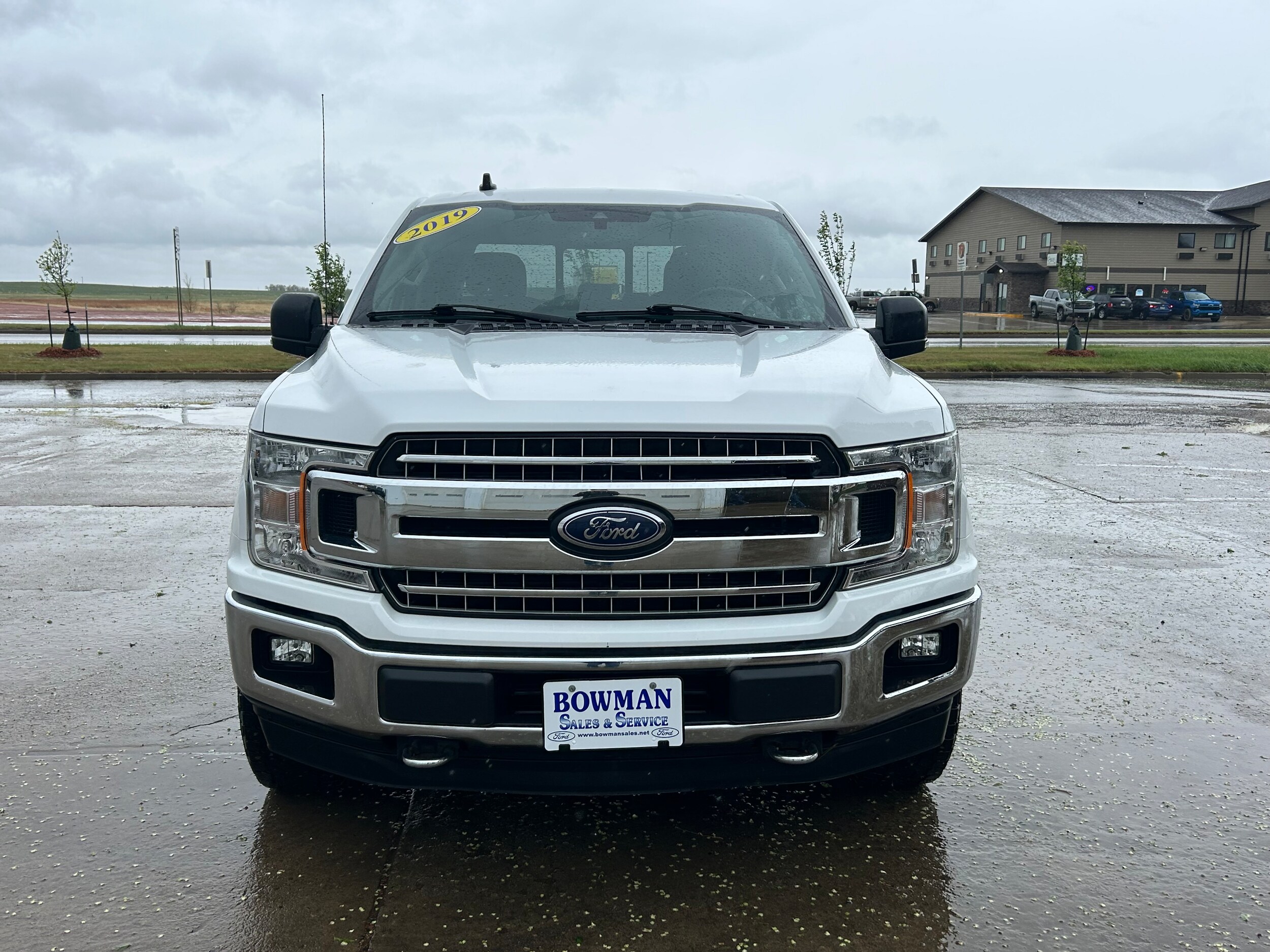 2019 Ford F-150 photo 2