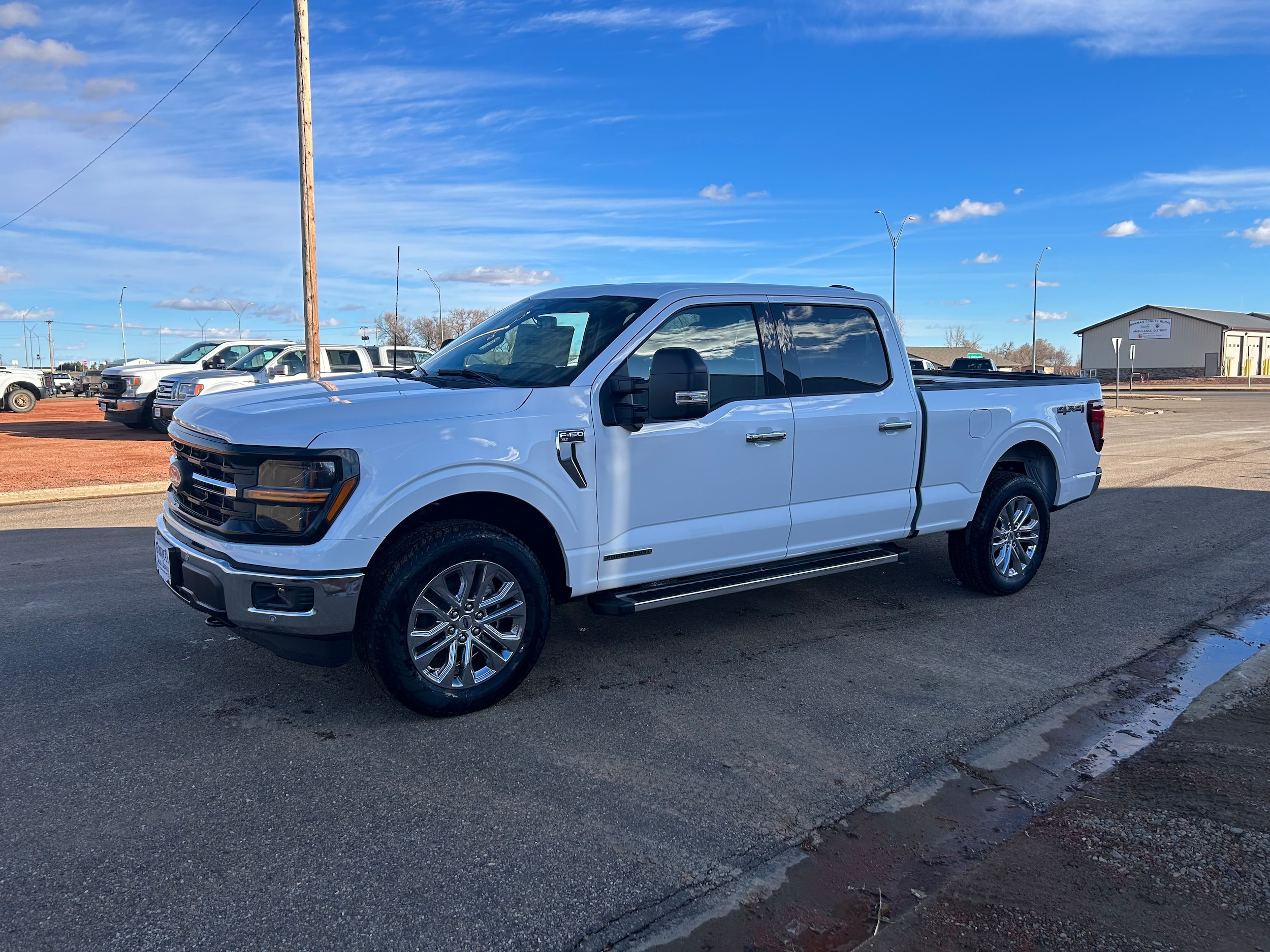 2025 Ford F-150 XLT's photo