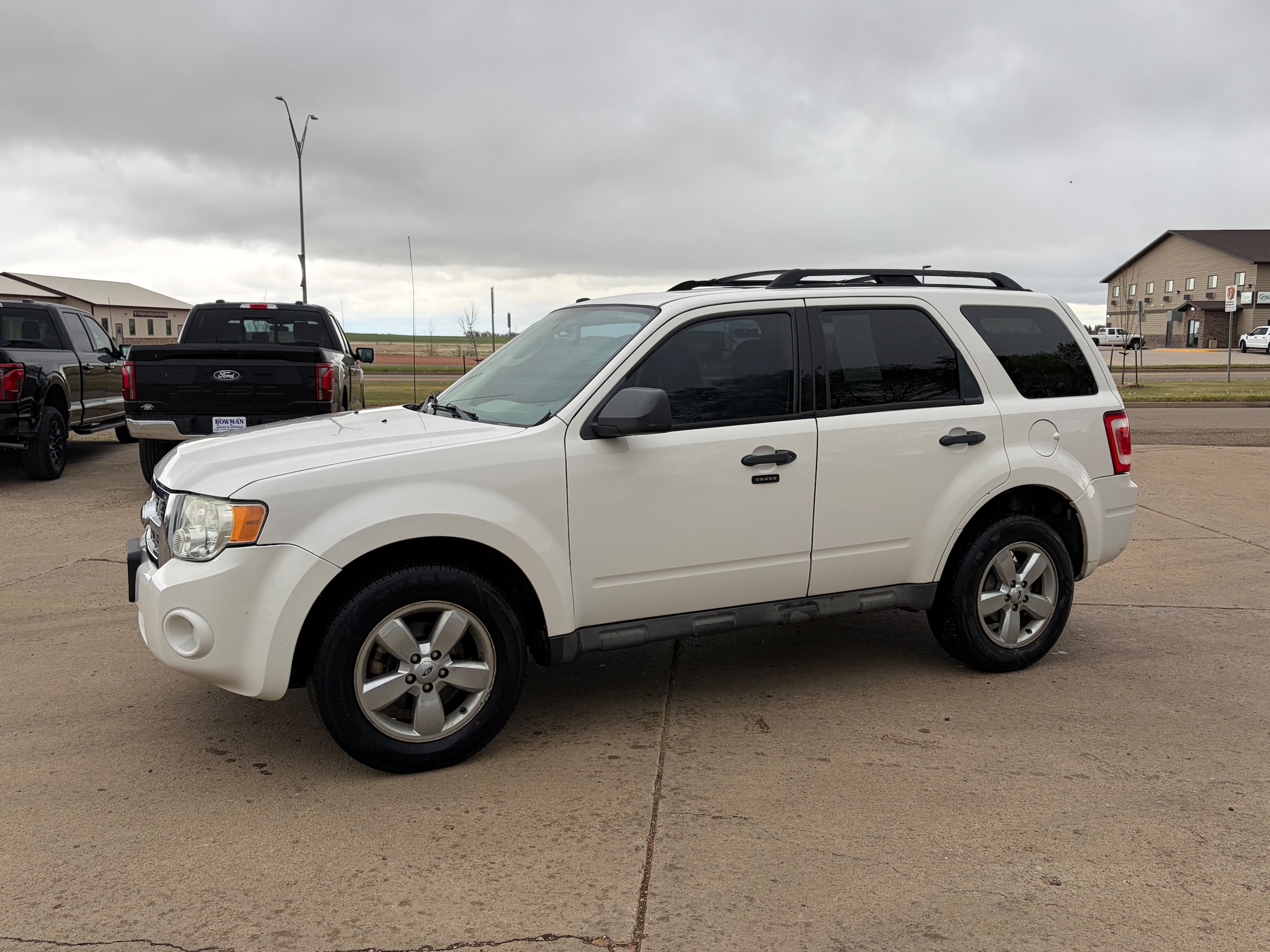 2009 Ford Escape XLT 2.5L 4WD's photo