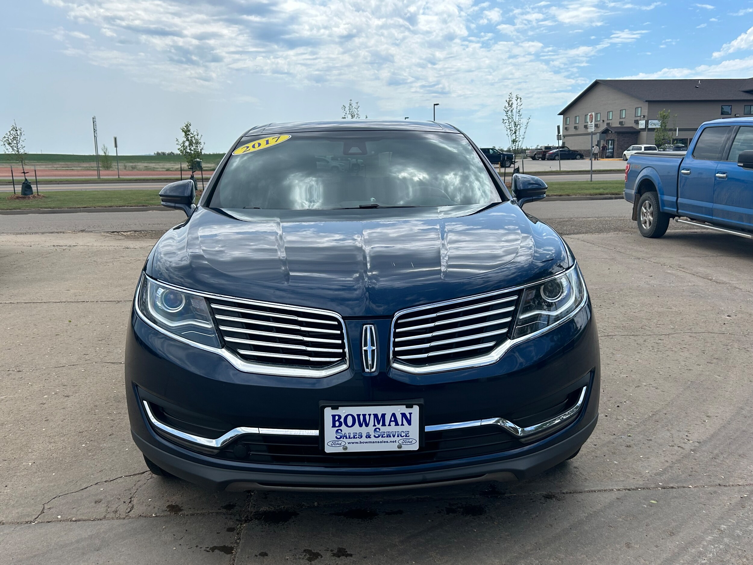 Used 2017 Lincoln MKX Select with VIN 2LMPJ8KR8HBL51206 for sale in Bowman, ND