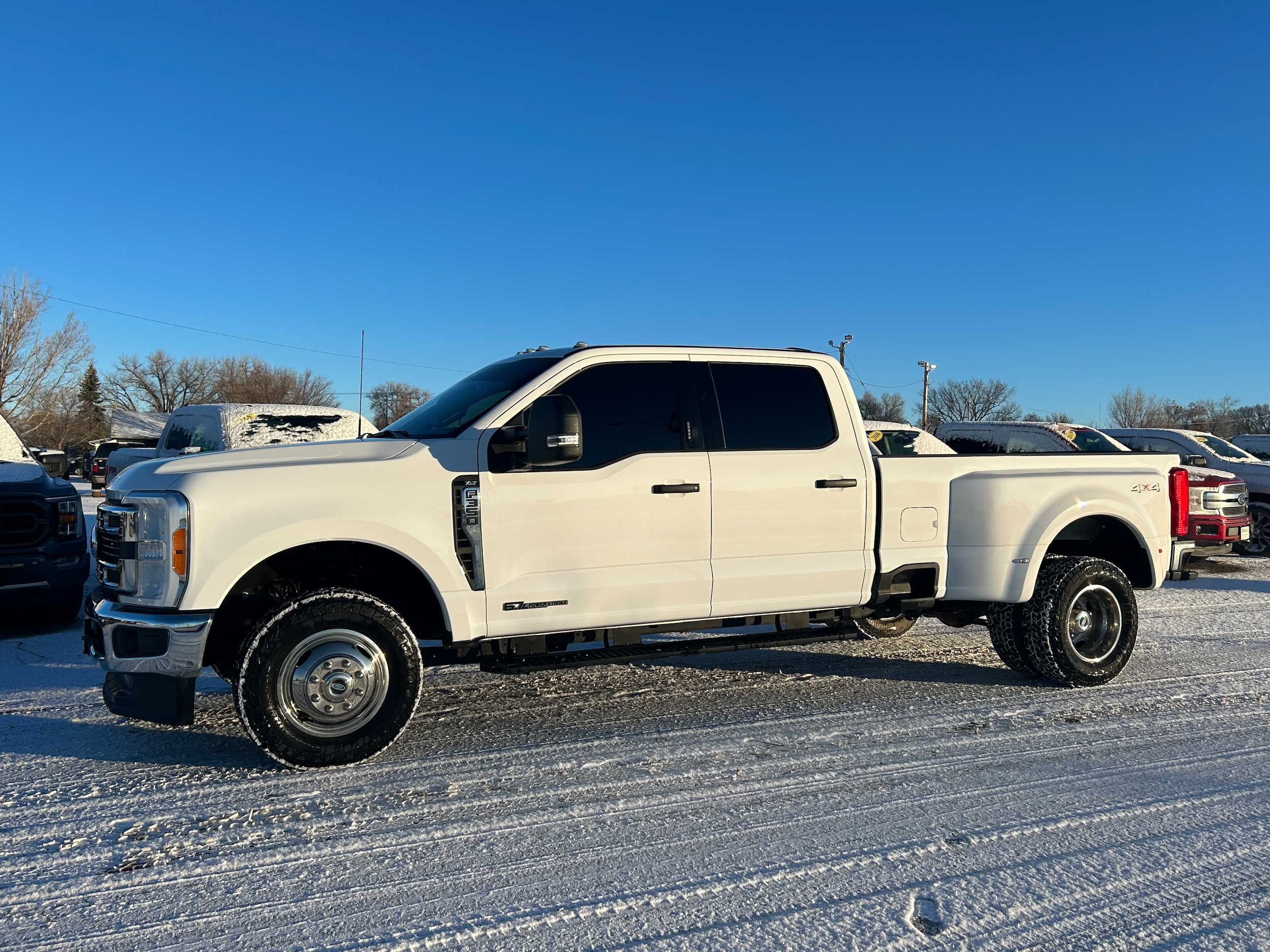 2023 Ford F-350 Super Duty XLT's photo