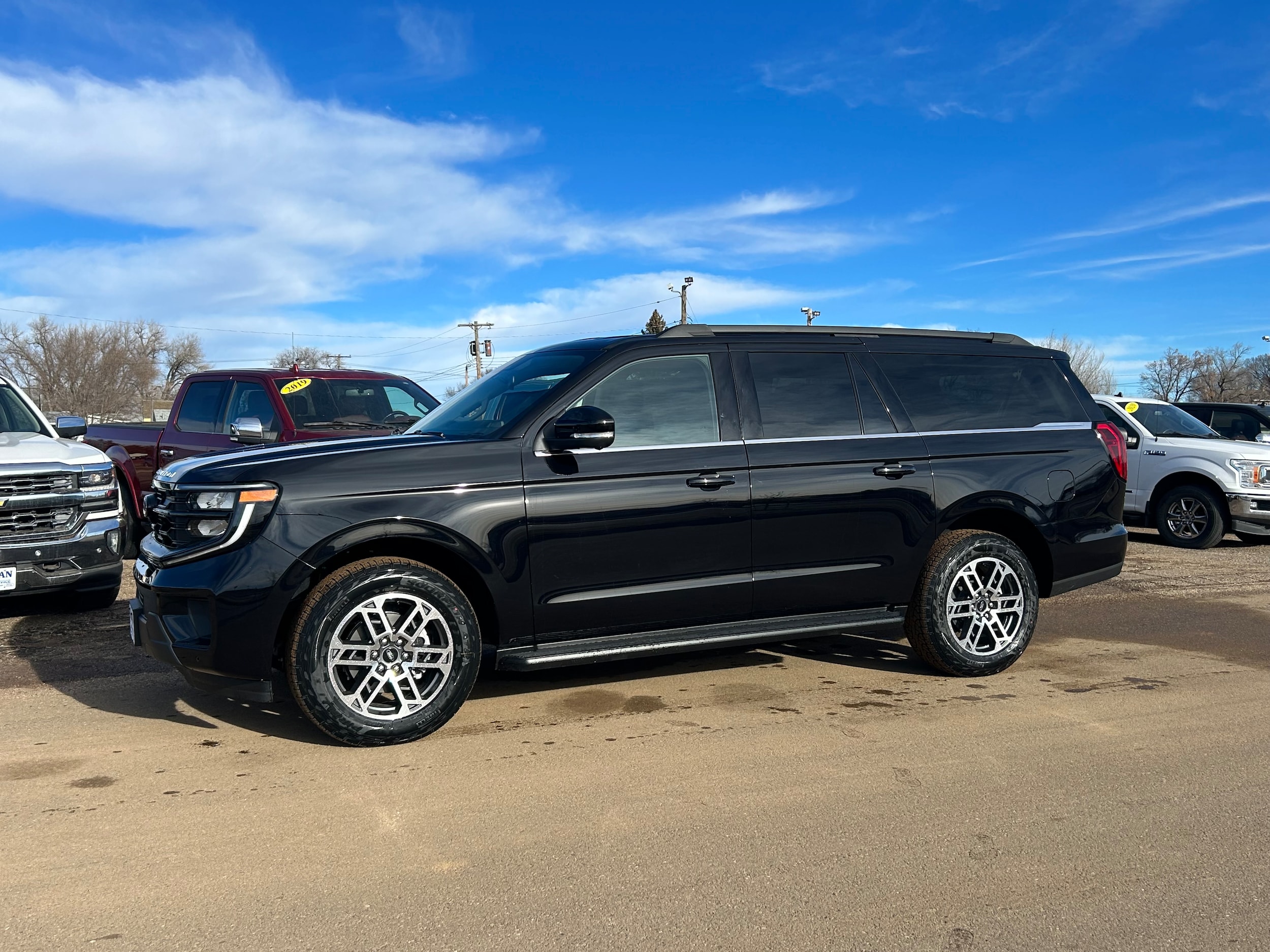 2026 Ford Expedition Active's photo