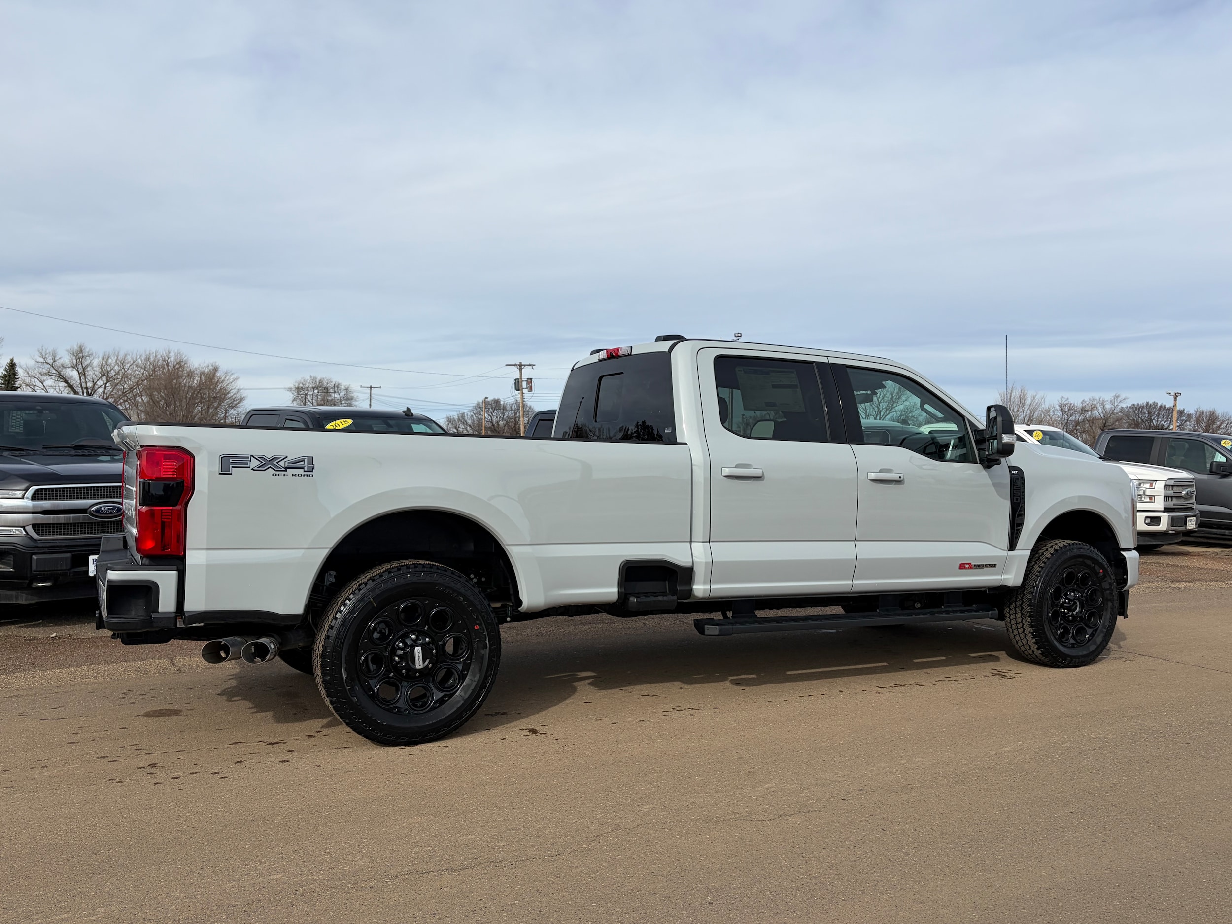 1FTFW1EG2JKC17320