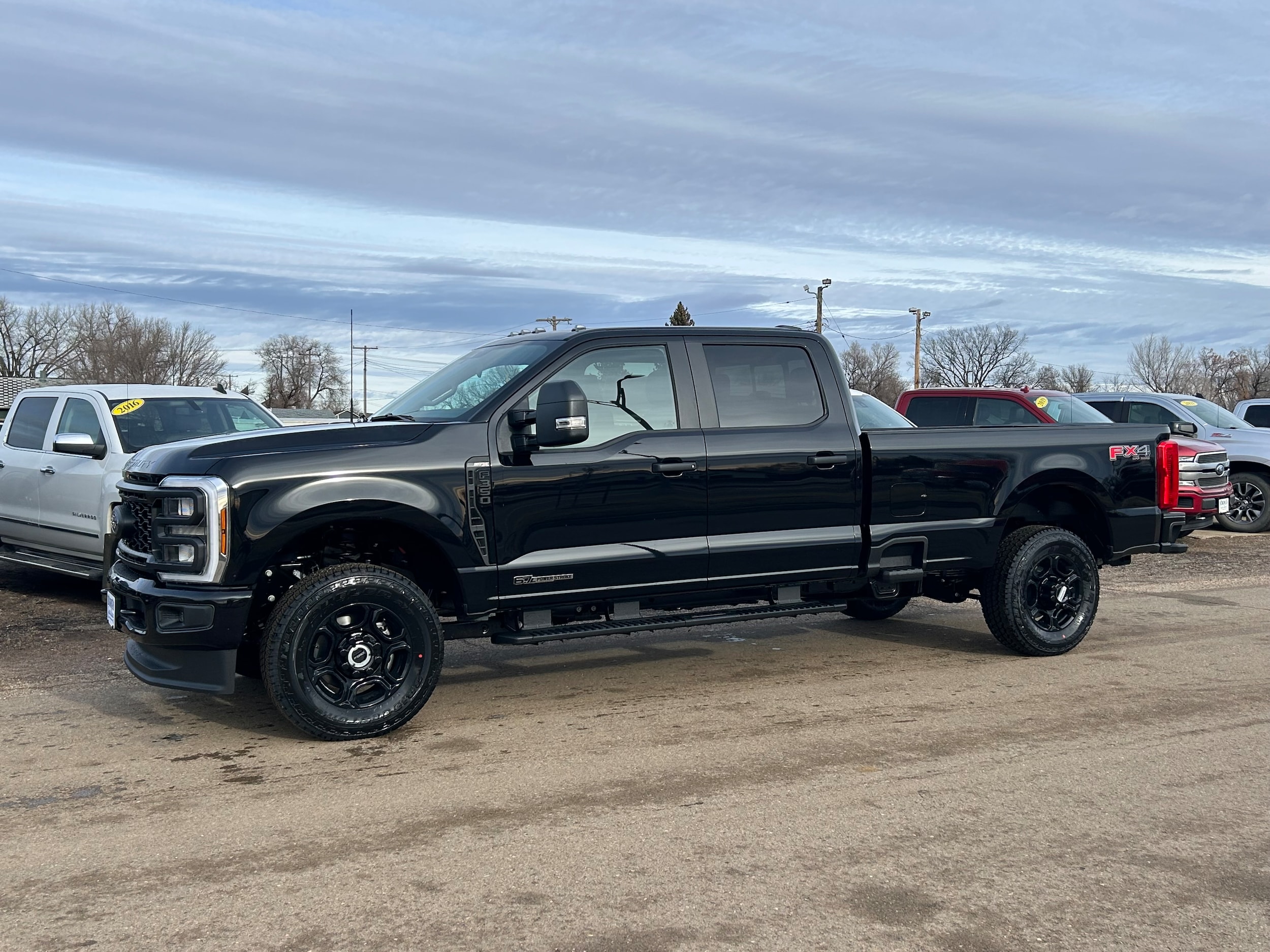 2026 Ford F-350 Super Duty XL's photo