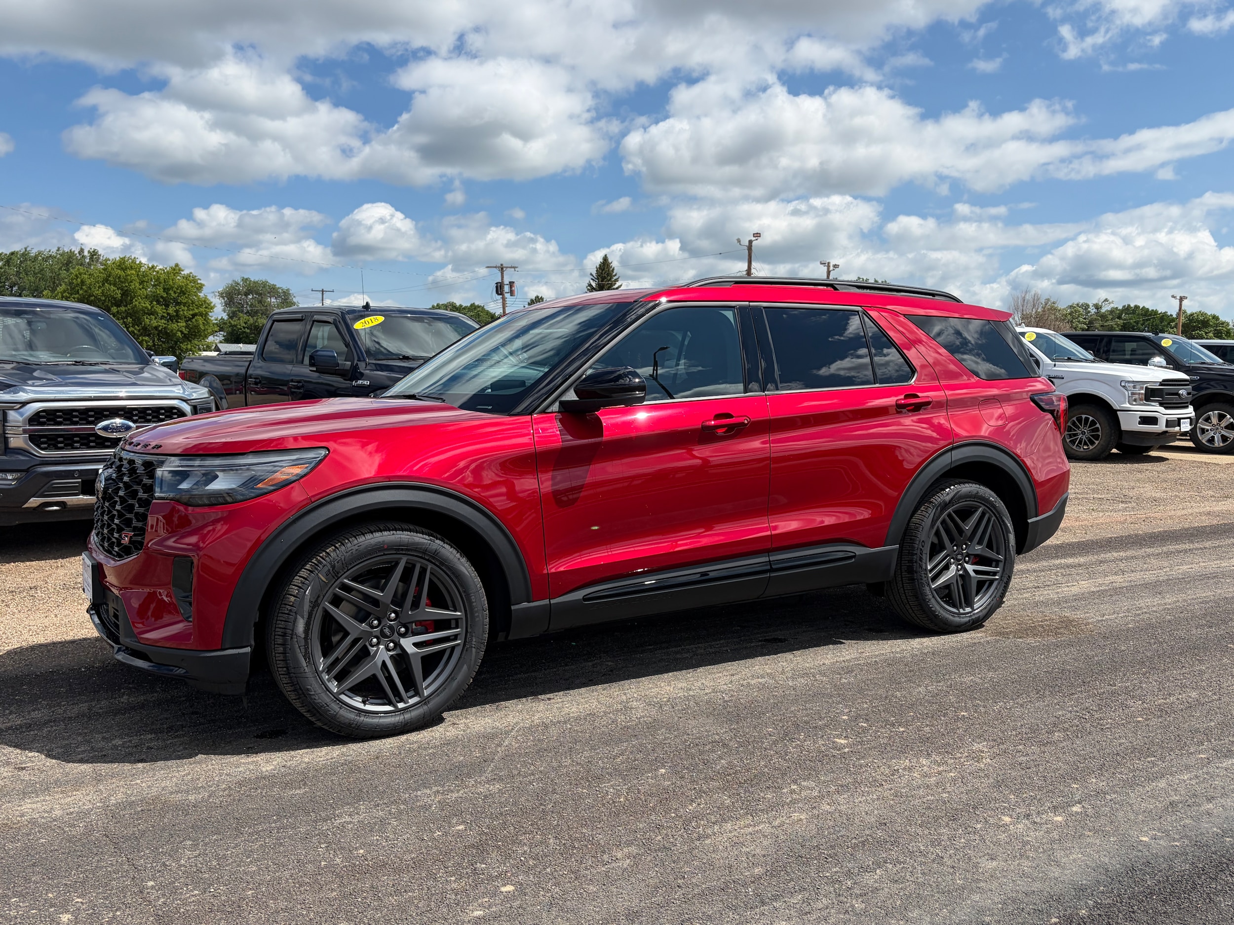 2026 Ford Explorer ST 4WD's photo